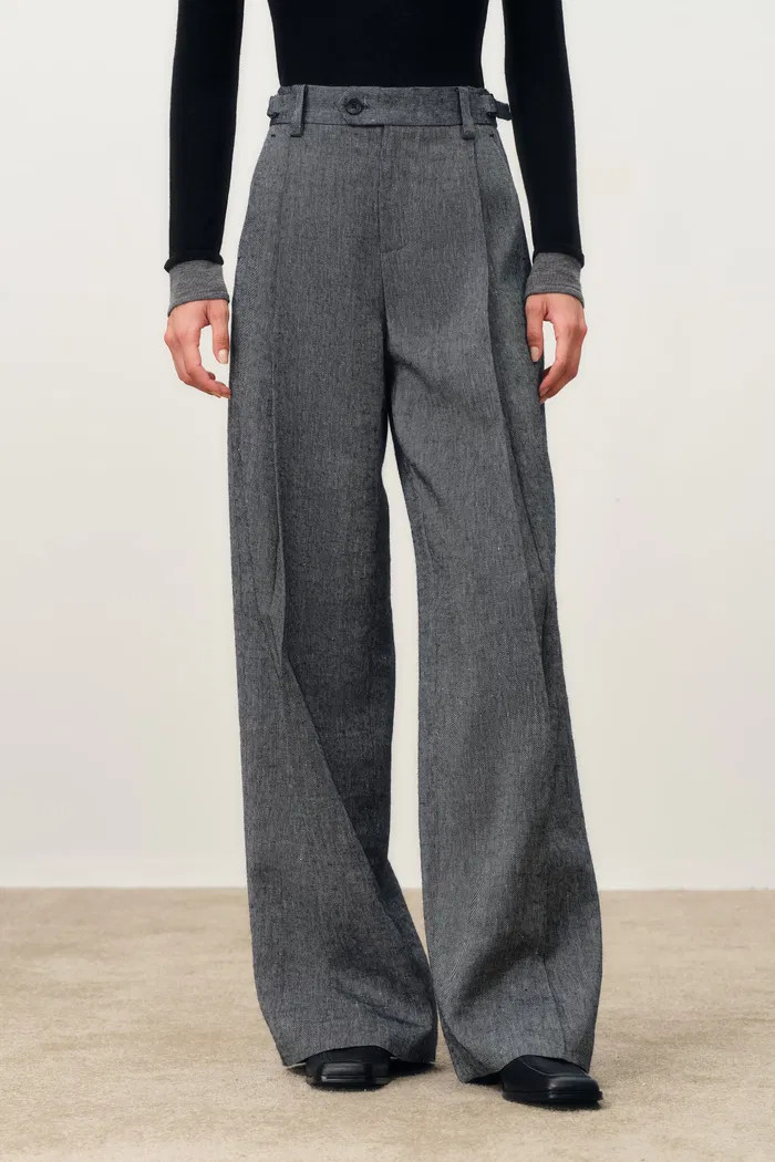 Lillian Adjustable Waistband Trousers in Merino Linen Blend | Fabrique