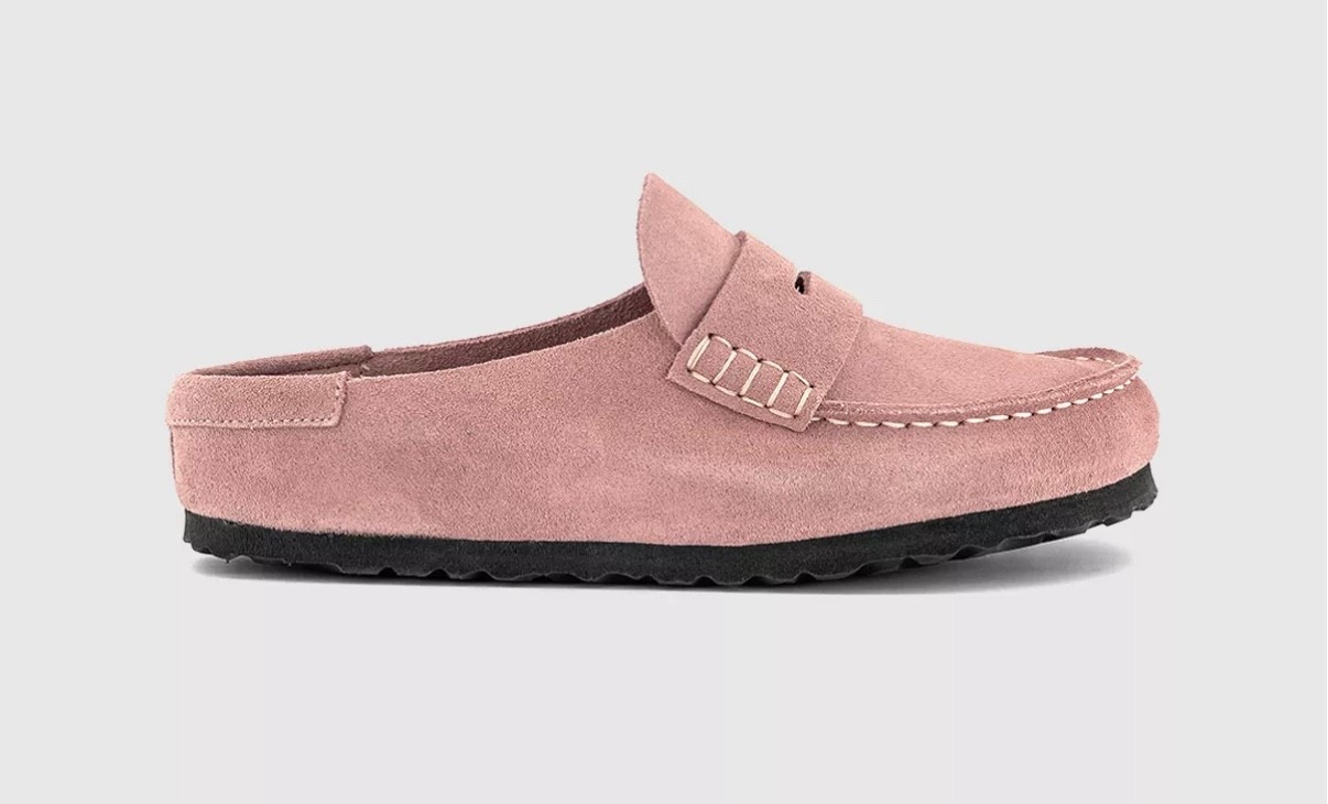 Also in pink 

#LTKwinter #LTKshoes #LTKstyletip