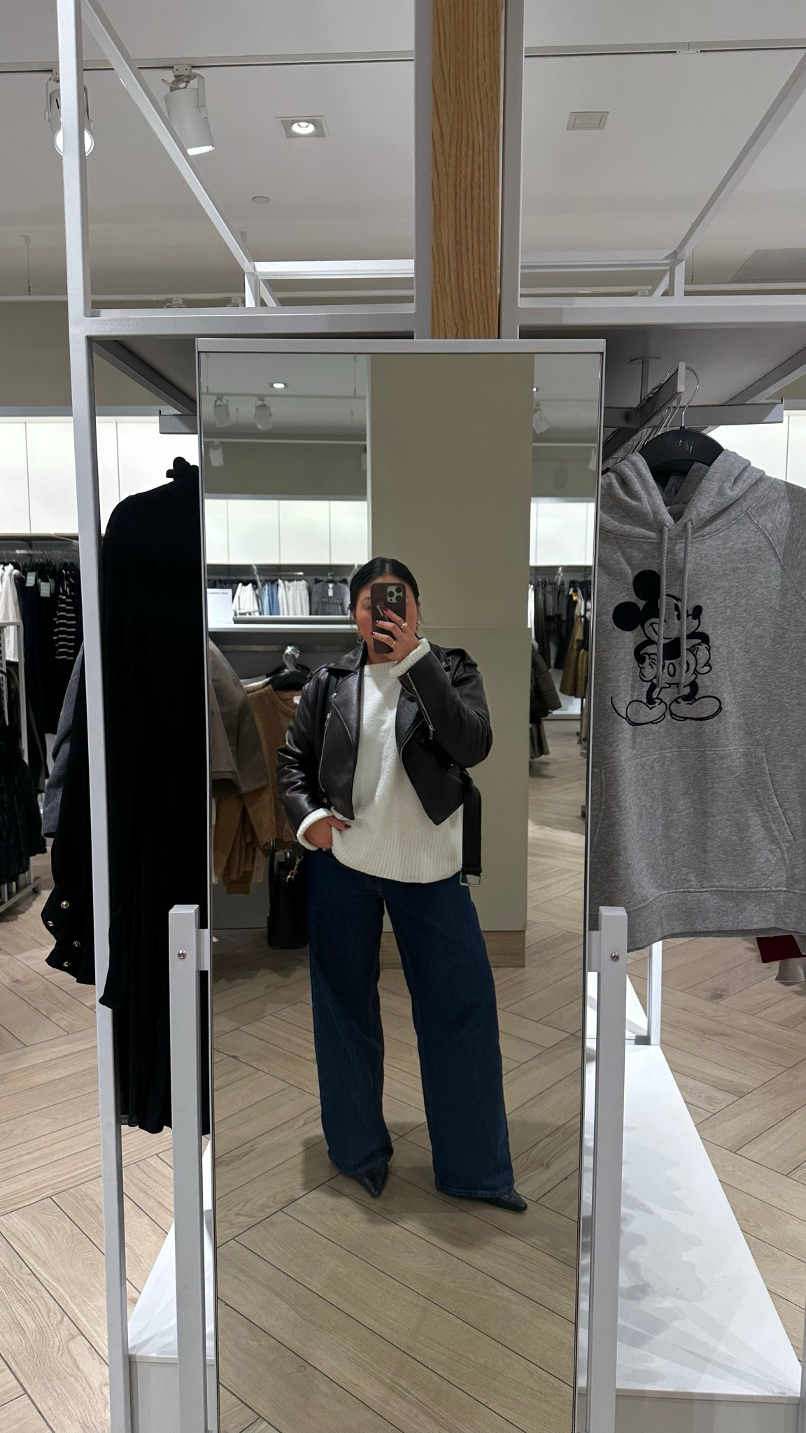 Fave pair of Abercrombie jeans!! Leather jacket is sold out Zara but linked similar 🤍

#LTKStyleTip