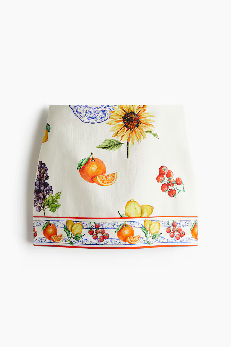 Printed mini skirt | H&M (UK, MY, IN, SG, PH, TW, HK)