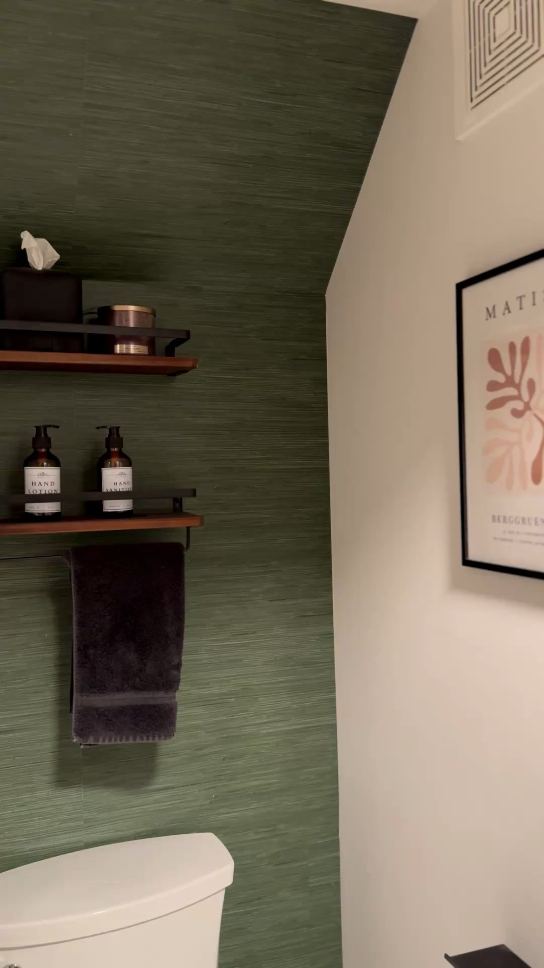 I think I’ll be recreating this look in my new powder room.

#wallpaper #accentwall #powderroom #housetohome

#LTKstorytime #LTKvlog #LTKHome