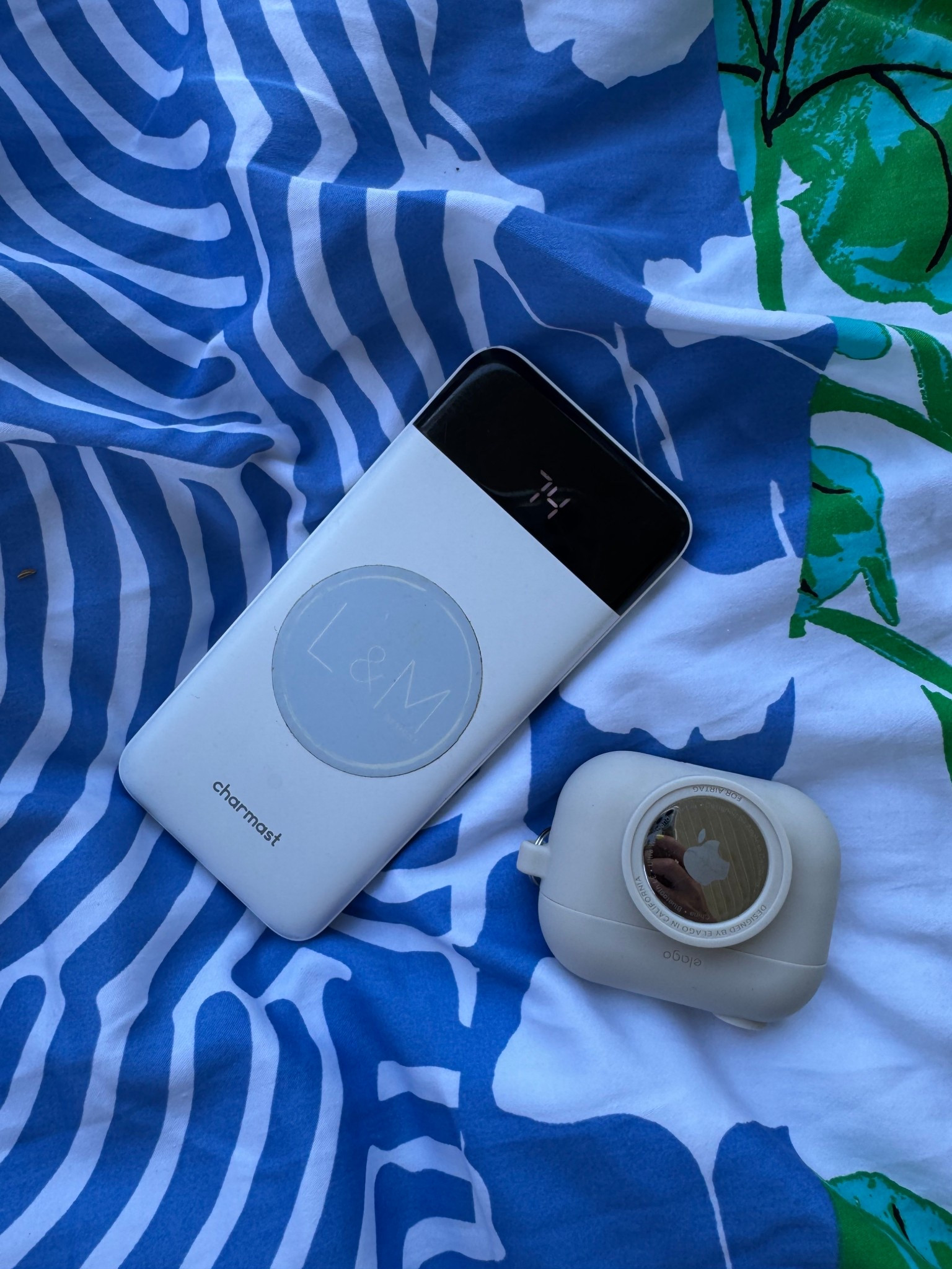 If it charges, chops, chills, or cleans… it’s already in my cart. 🙋🏼‍♀️👑 #GadgetQueen #PrimeDayFinds

#LTKFindsUnder50 #LTKSaleAlert #LTKSeasonal