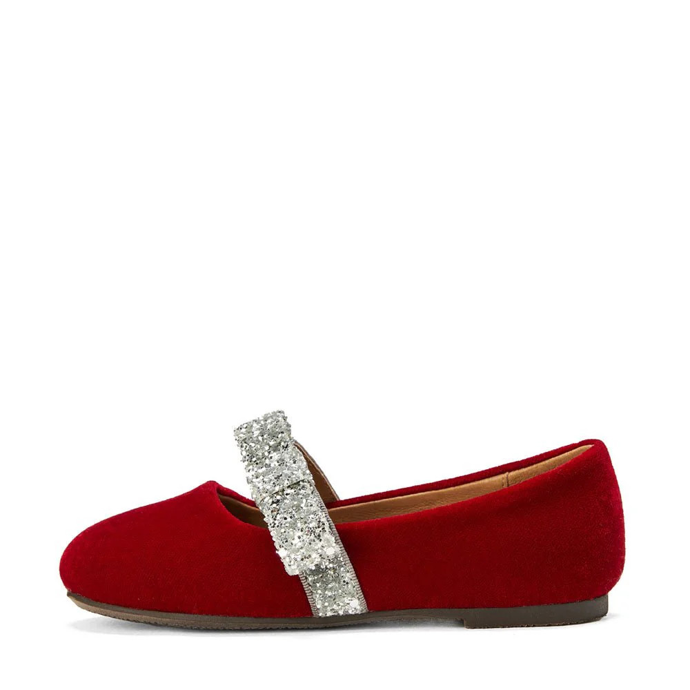 Mia 2.0 Red | Age of Innocence