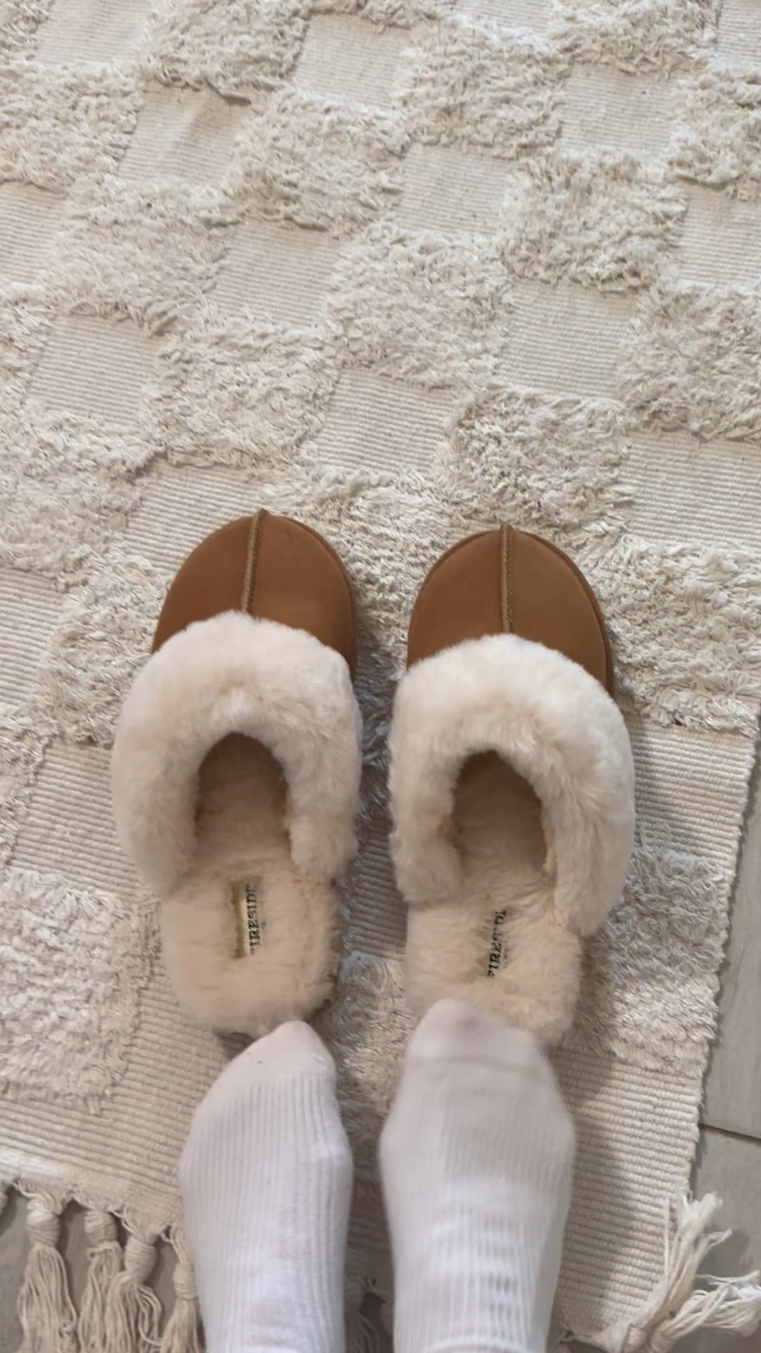 The coziest slippers for relaxing at home—warm, comfy, and perfect for everyday wear. 



cozy slippers, house shoes, comfy home essentials, loungewear must have

#LTKSeasonal #LTKmorningroutine #LTKootd