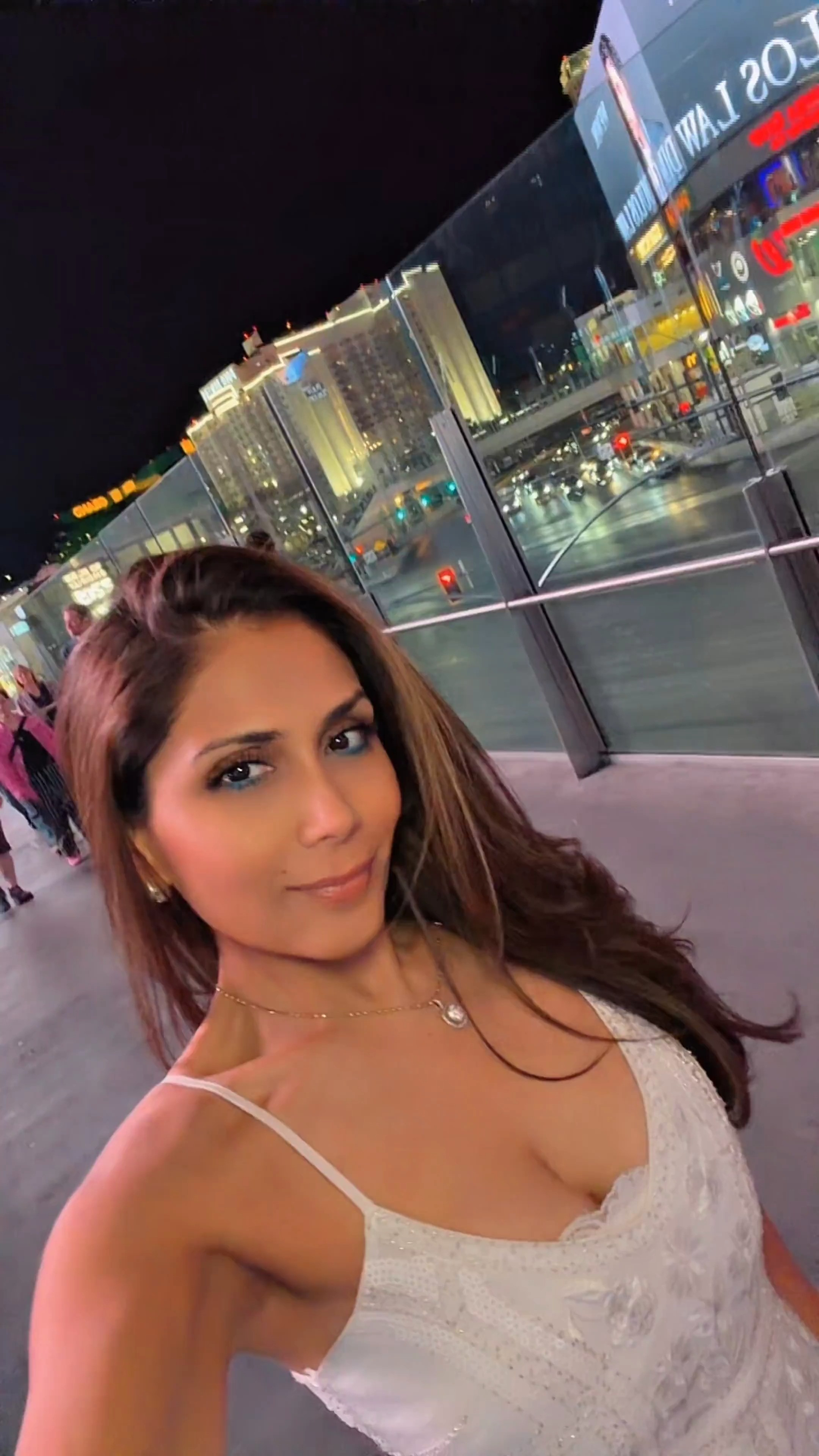Vegas nights in a Lulus dress ✨🍸
A little sparkle, a little confidence, and the perfect dress for a luxe night out. Shop the look on LTK 🤍
 

 #LTKgrwm #LTKSeasonal #LTKBeauty