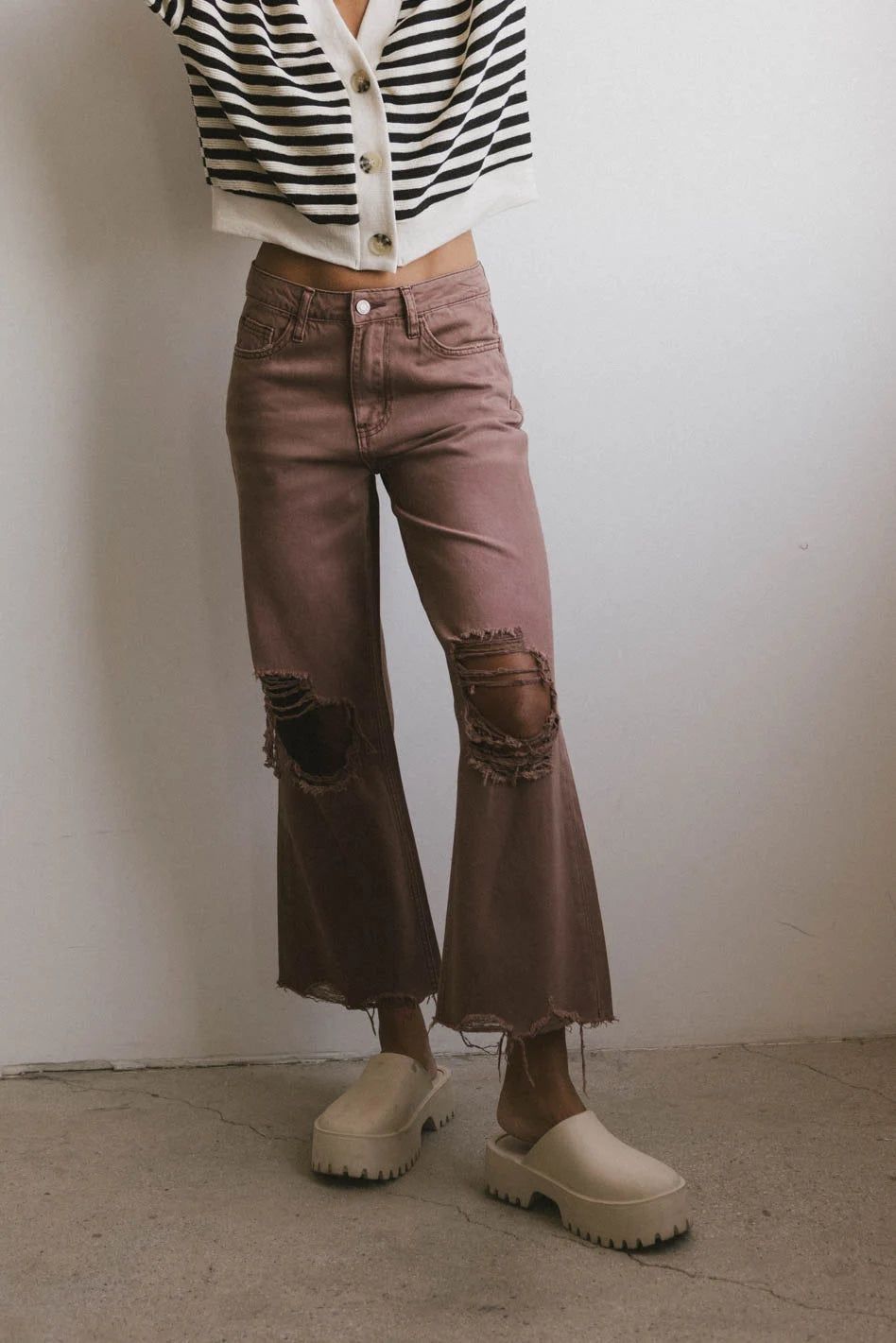 Charlie Distressed Jeans in Mauve | Böhme US