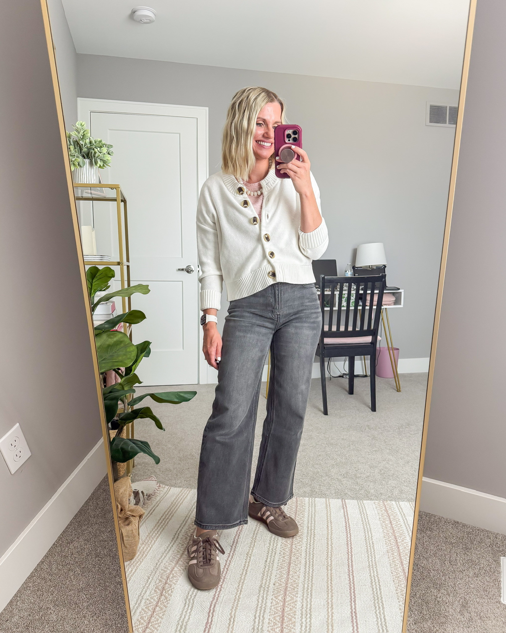 Teacher outfit idea with grey jeans. 

 #LTKootd #LTKSeasonal #LTKOver40