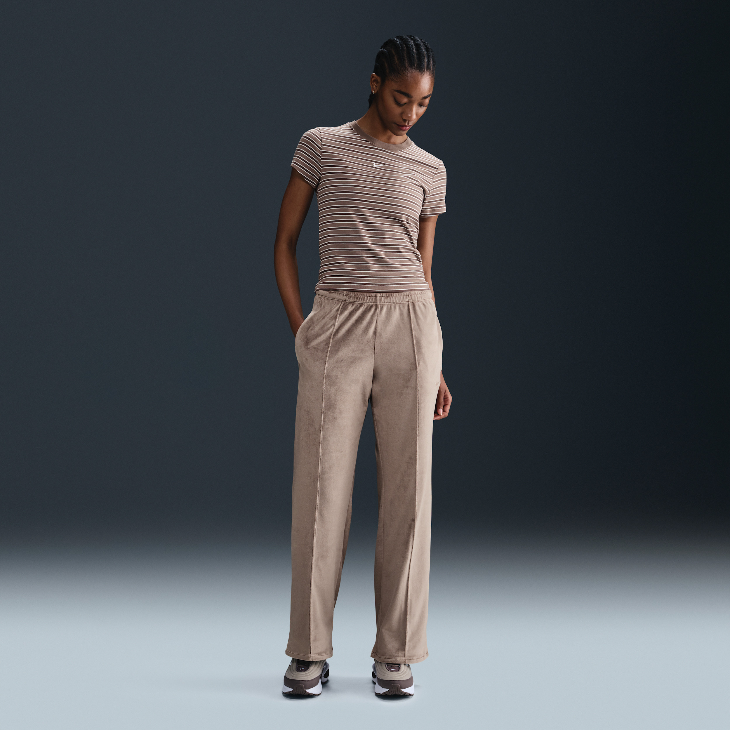 Women's Nike Sportswear Chill Knit Mid-Rise Velour Pants in Brown | HJ0922-233 | Nike (US)
