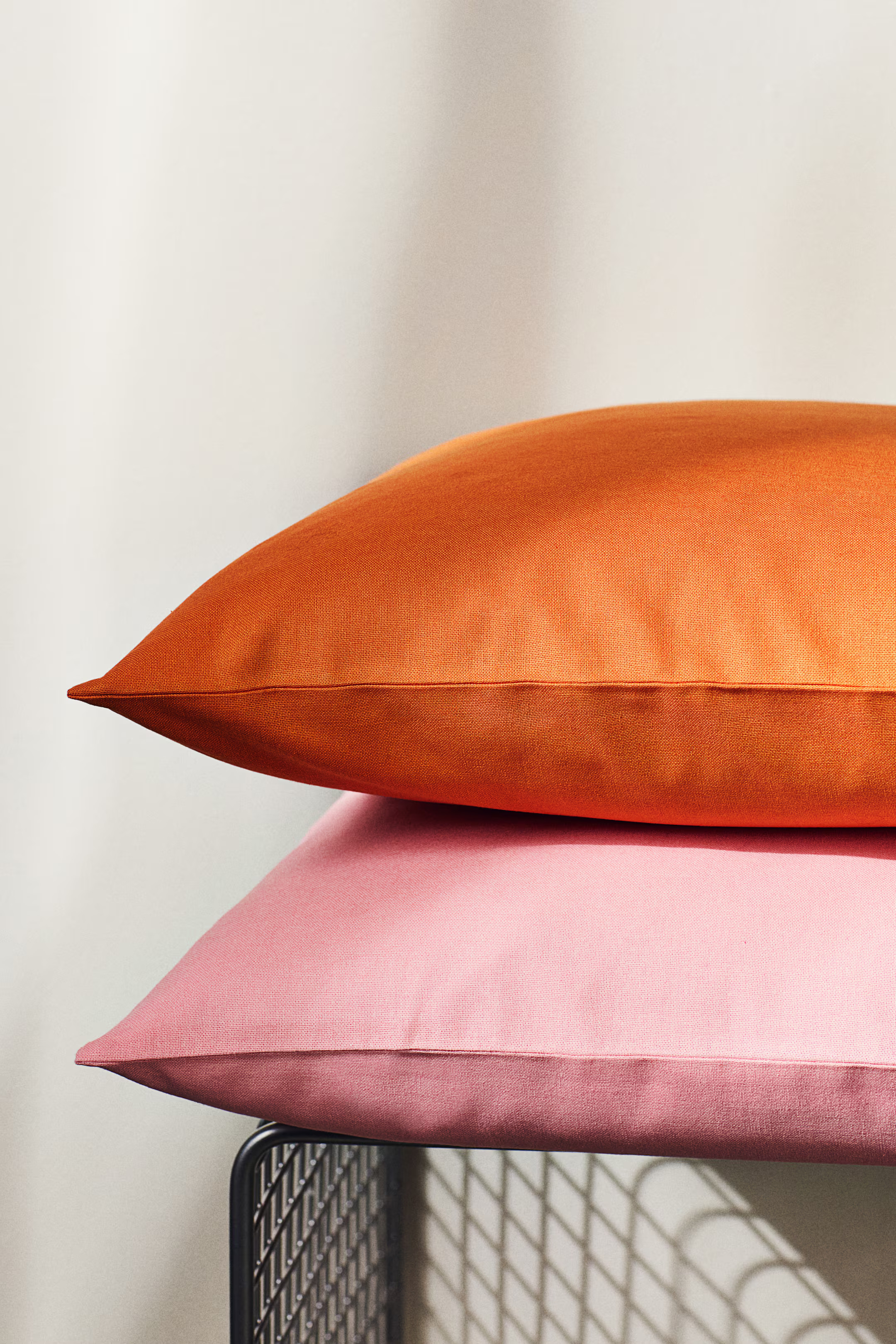 2-pack Cotton Canvas Cushion Covers | H&M (US + CA)