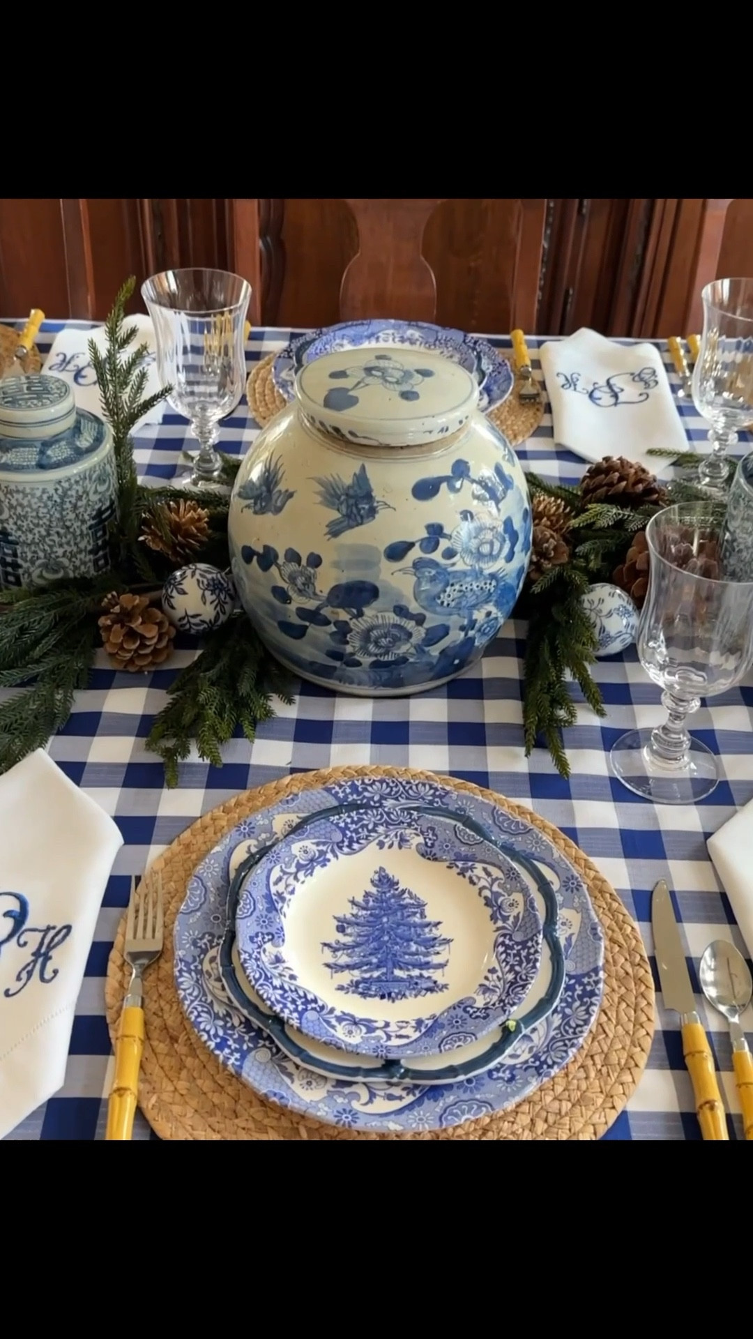 Thanksgiving ➡️Christmas table setting. Natural, easy and affordable!!

#LTKParties #LTKHoliday #LTKSeasonal