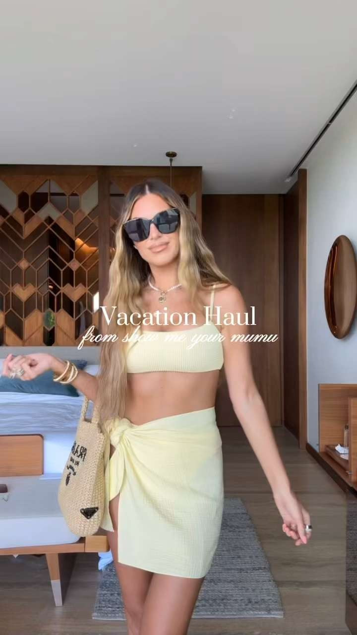 show me your mumu vacay looks 💛

wearing medium swim tops and small bottoms, small dresses and coverups! use code Hollie20 for 20% off until 2/14! 

 

#LTKSeasonal #LTKSaleAlert