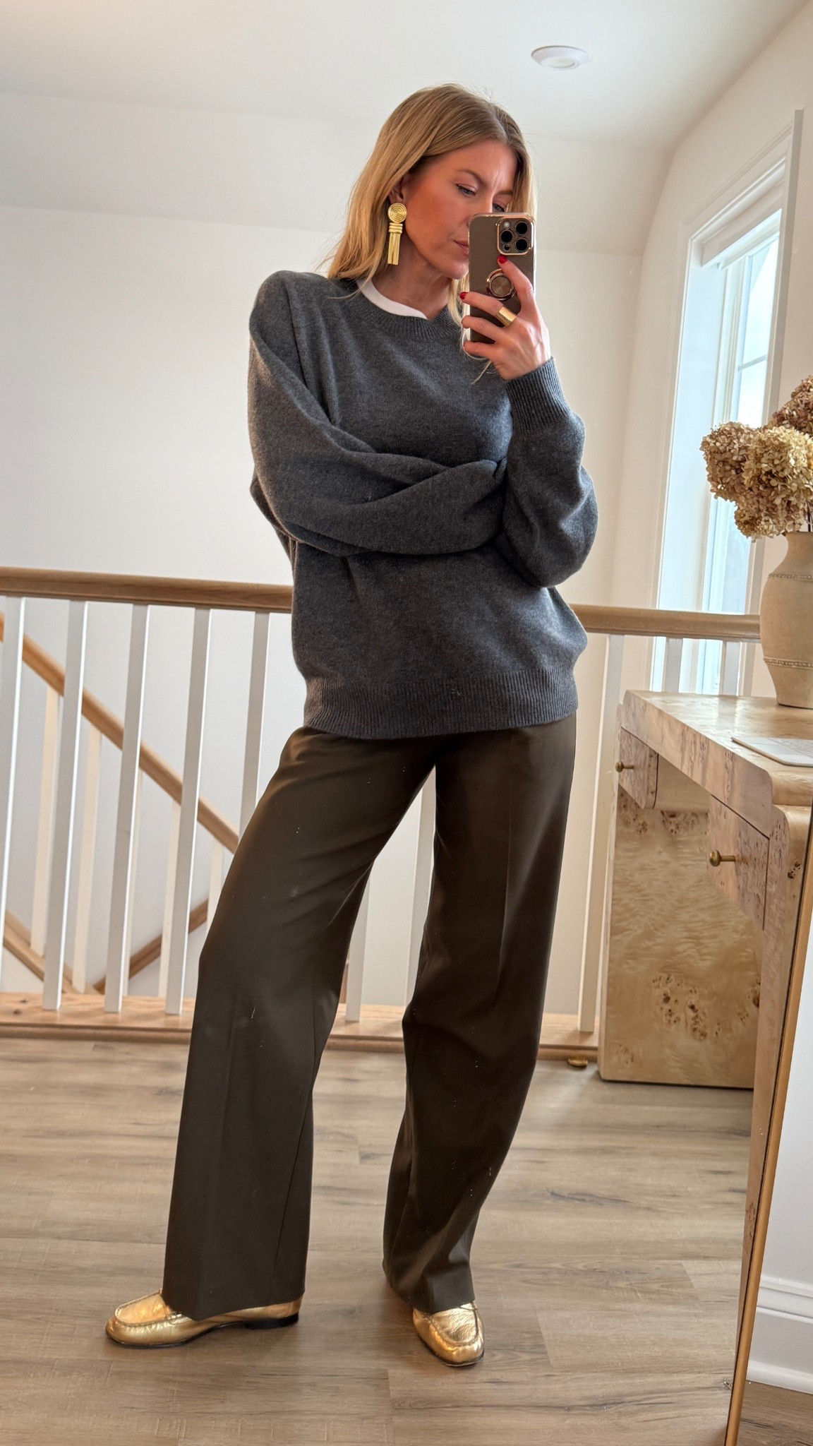 Charcoal grey cashmere sweater: runs oversized, wearing a M

Olive effortless trousers: runs TTS, wearing size 2

Gold loafer: sold out but I linked a similar pair I have tried on that might be more comfortable. They are absolutely incredible. Run true size. 



#LTKgrwm #LTKdayinmylife #LTKootd