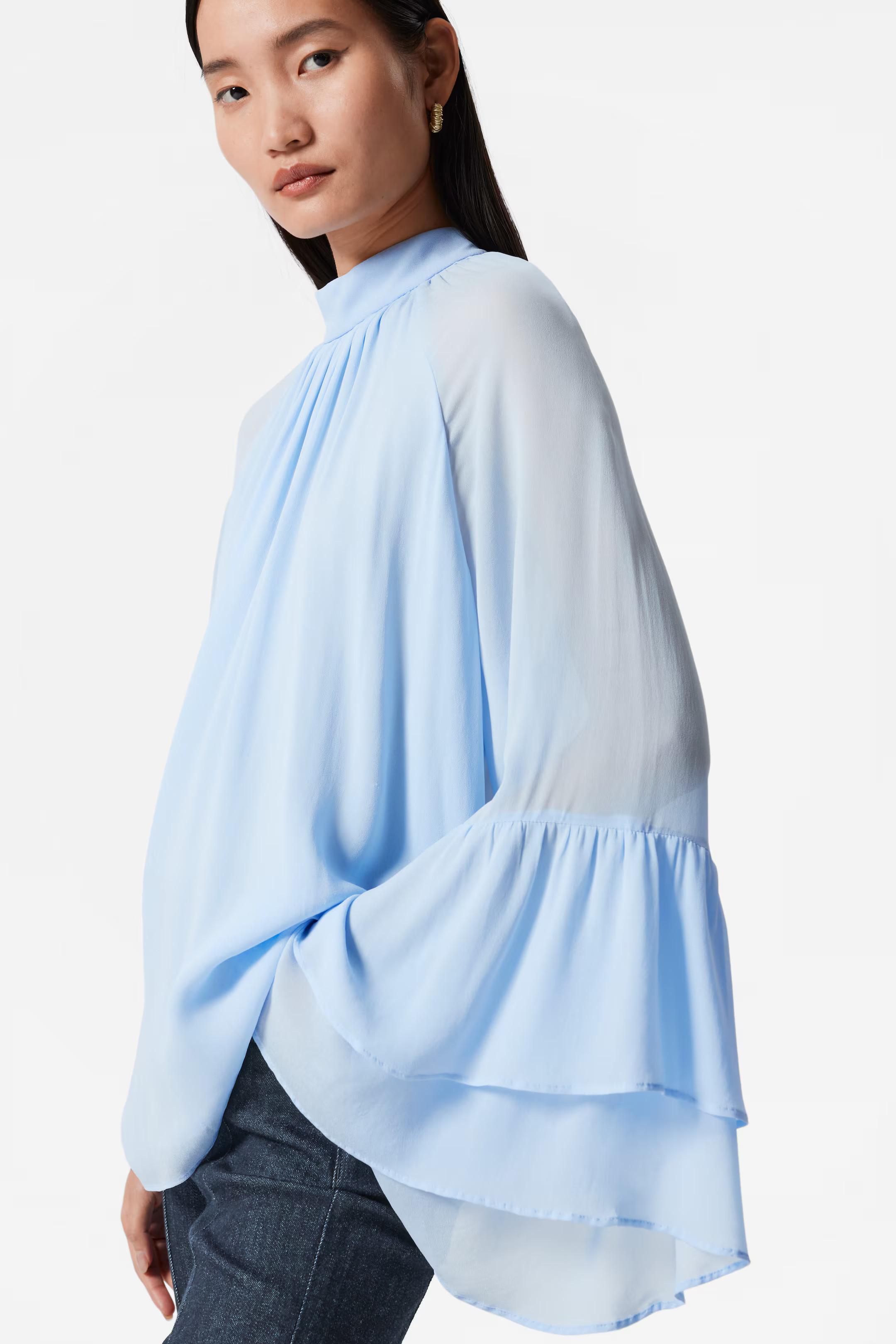 Bluse mit Volants und Stehkragen | H&M (DE, AT, CH, NL, FI)