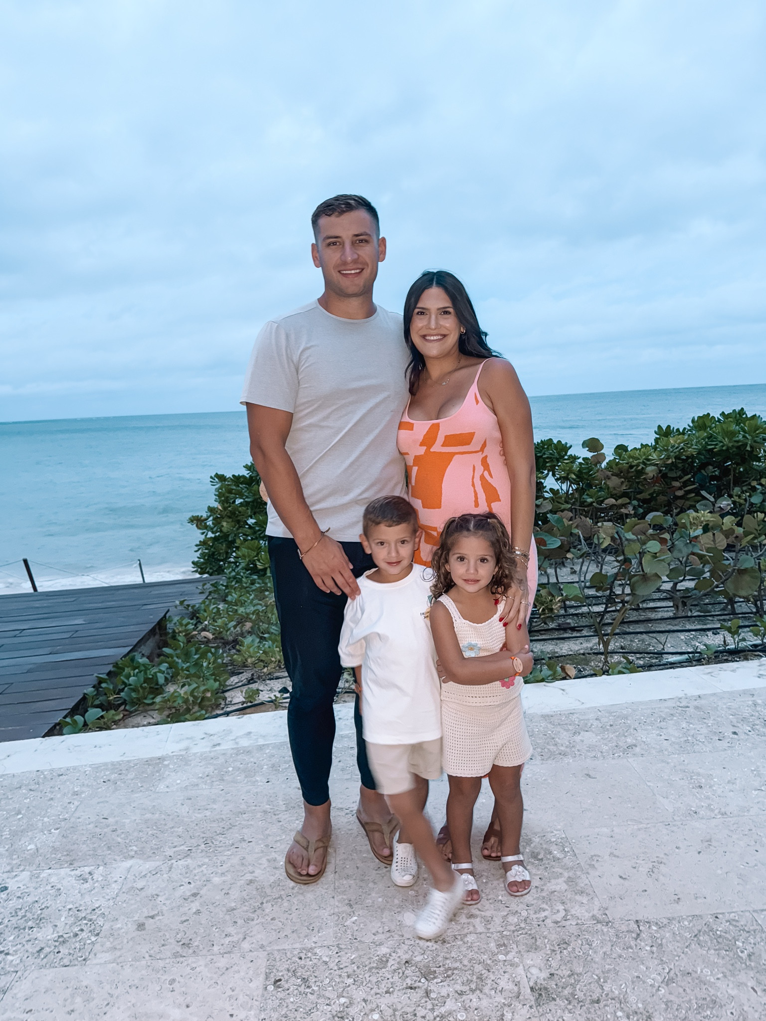 perfect vacation dress for the bump! not maternity but fit perfectly 🤍 

#LTKBump #LTKFindsUnder50 #LTKxPrimeDay