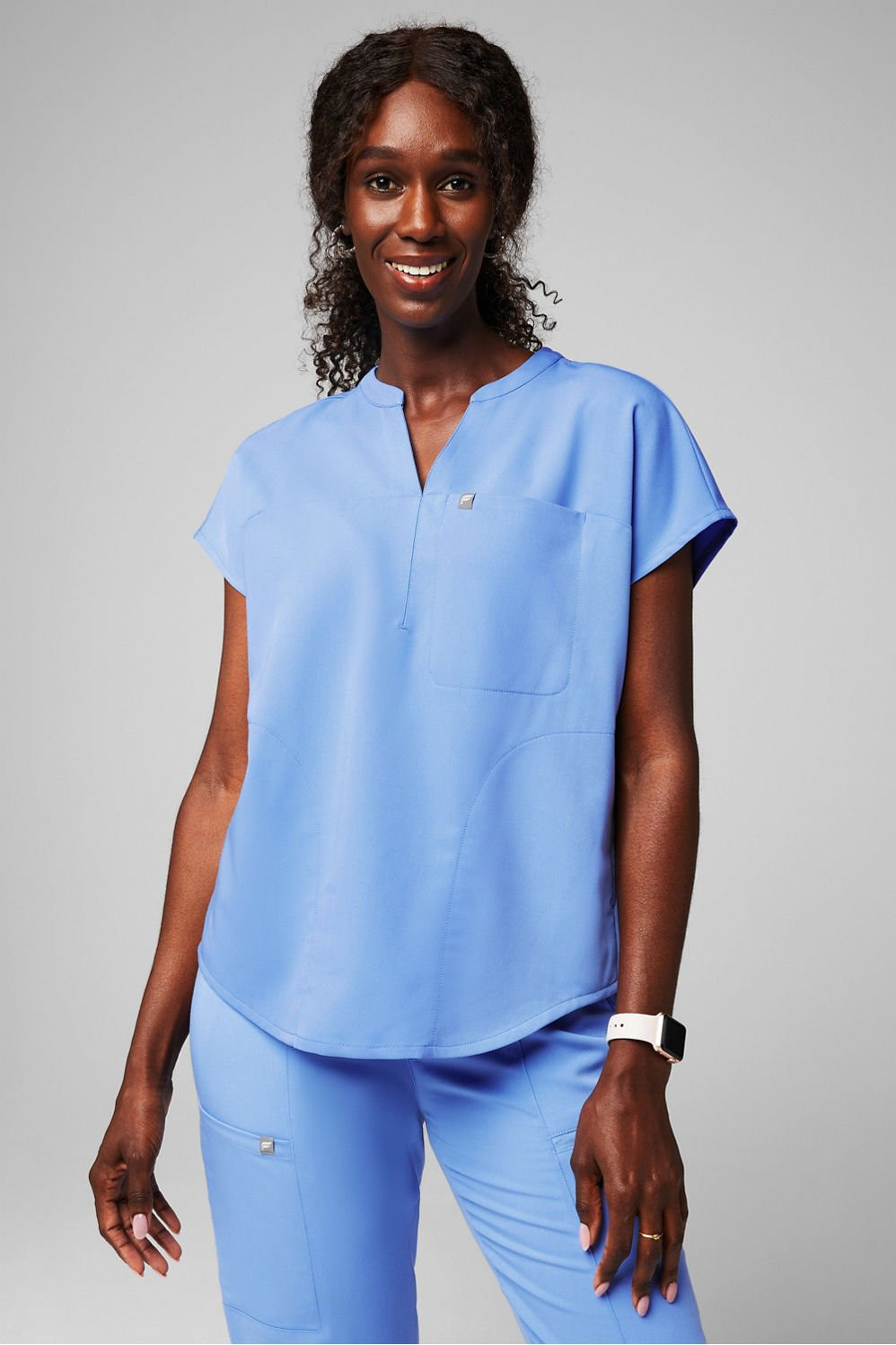 Evolve Oversized Scrub Top | Fabletics