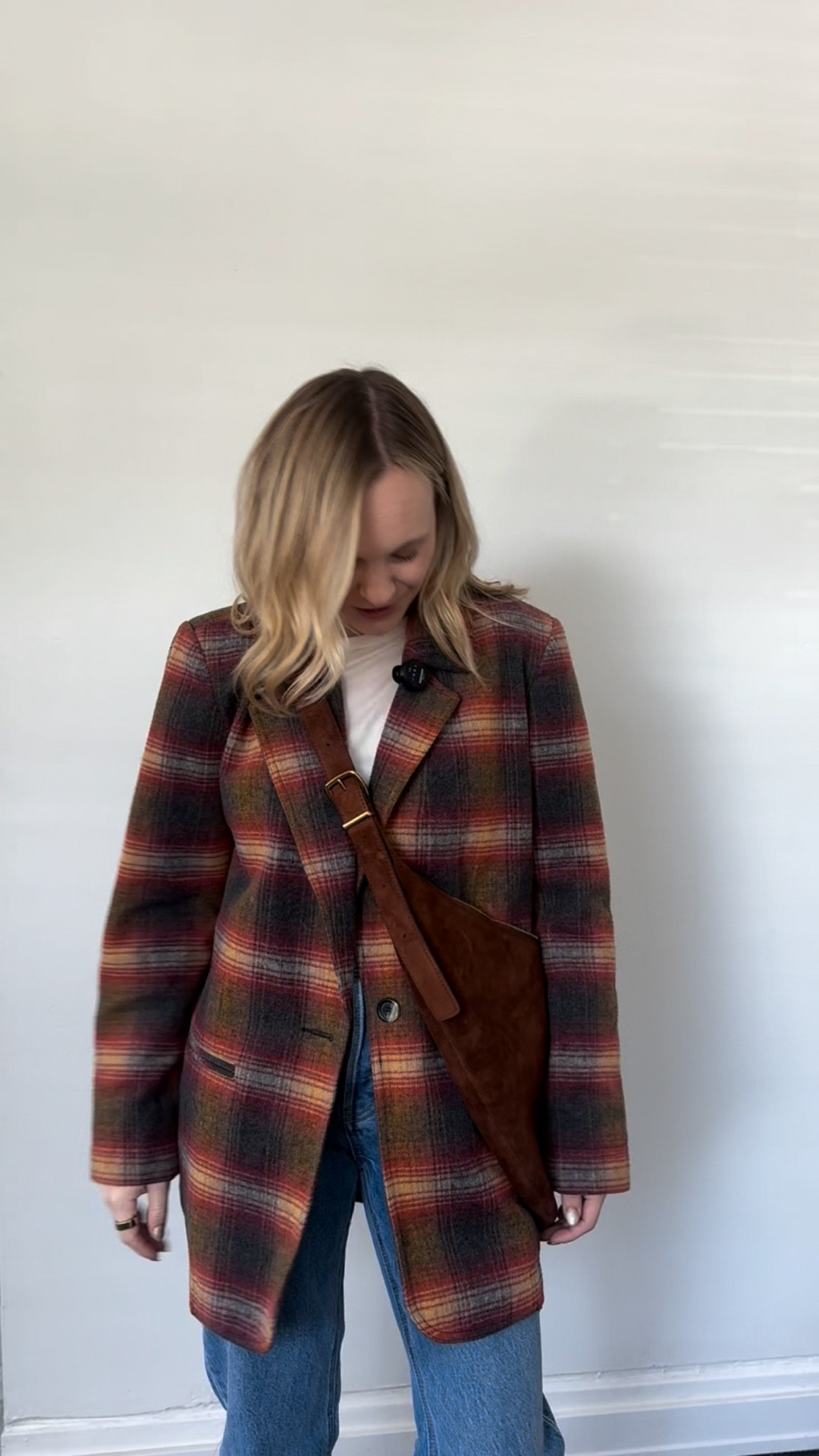 Obsessed with this suede sling bag from Madewell! It’s the perfect bag for fall and Madewell is having a 40% off sale for Black Friday! The essential curve shoulder bag, slouchy bag for fall 

#LTKSeasonal #LTKSaleAlert #LTKCyberWeek