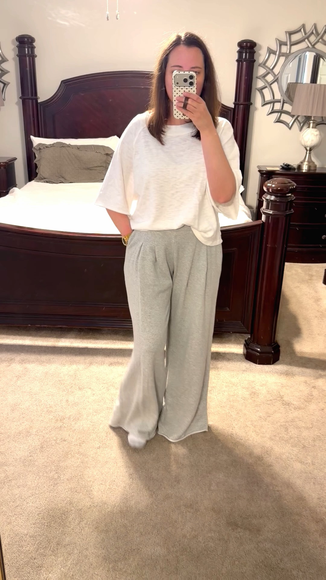 These are the BEST sweatpants ever! Wearing medium tall. Use code: LTKAerie20

#LTKSeasonal #LTKSaleAlert #LTKxAerie