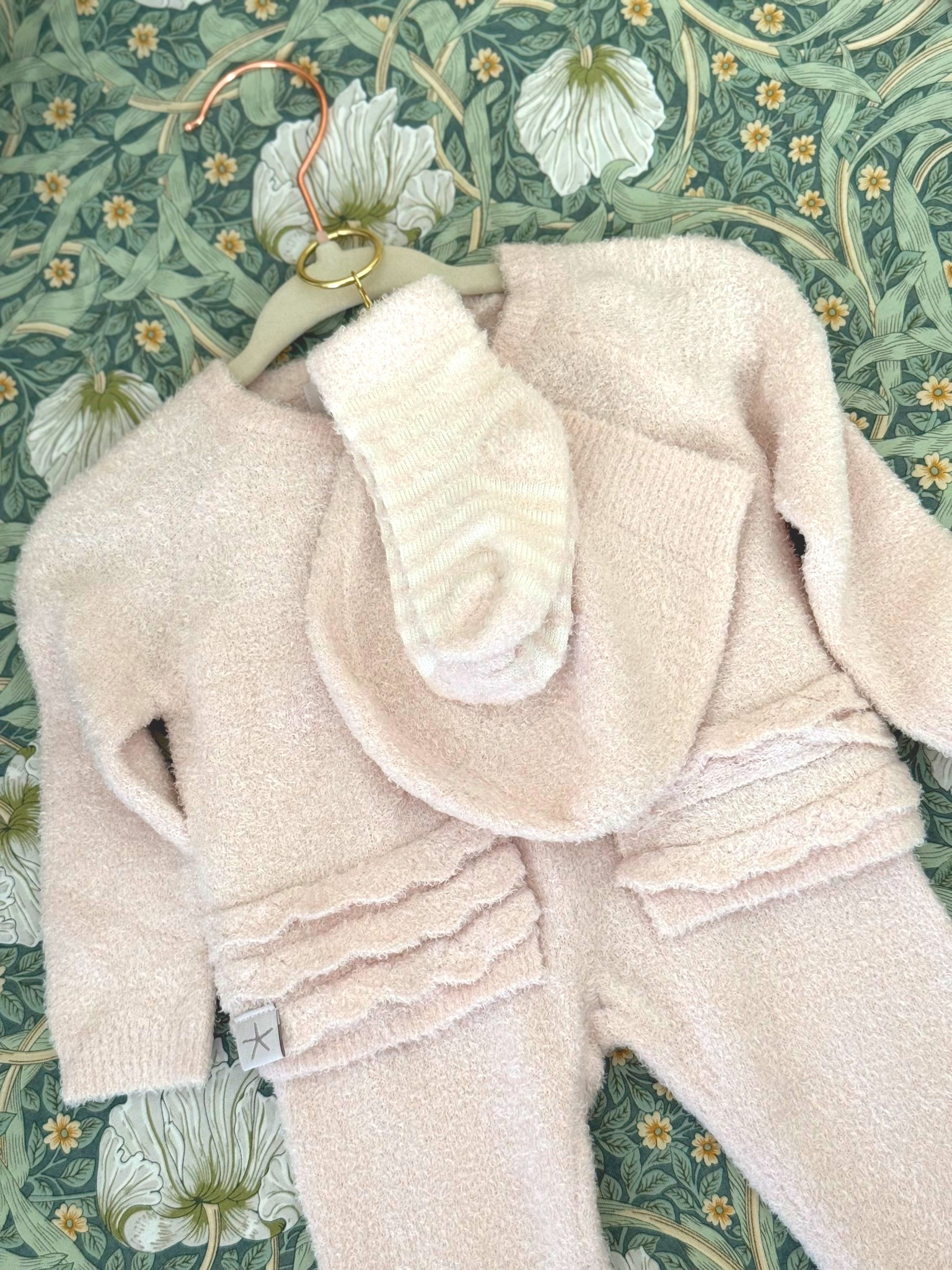 Gift Set! Baby girl’s Going Home Outfit 💗

#LTKBaby #LTKmomlife #LTKKids