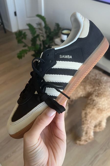 Adidas sambas
I’ve been wanting them in black but wasn’t a fan of the normal black and white. These are more of a cream color. So cute!

#LTKshoecrush