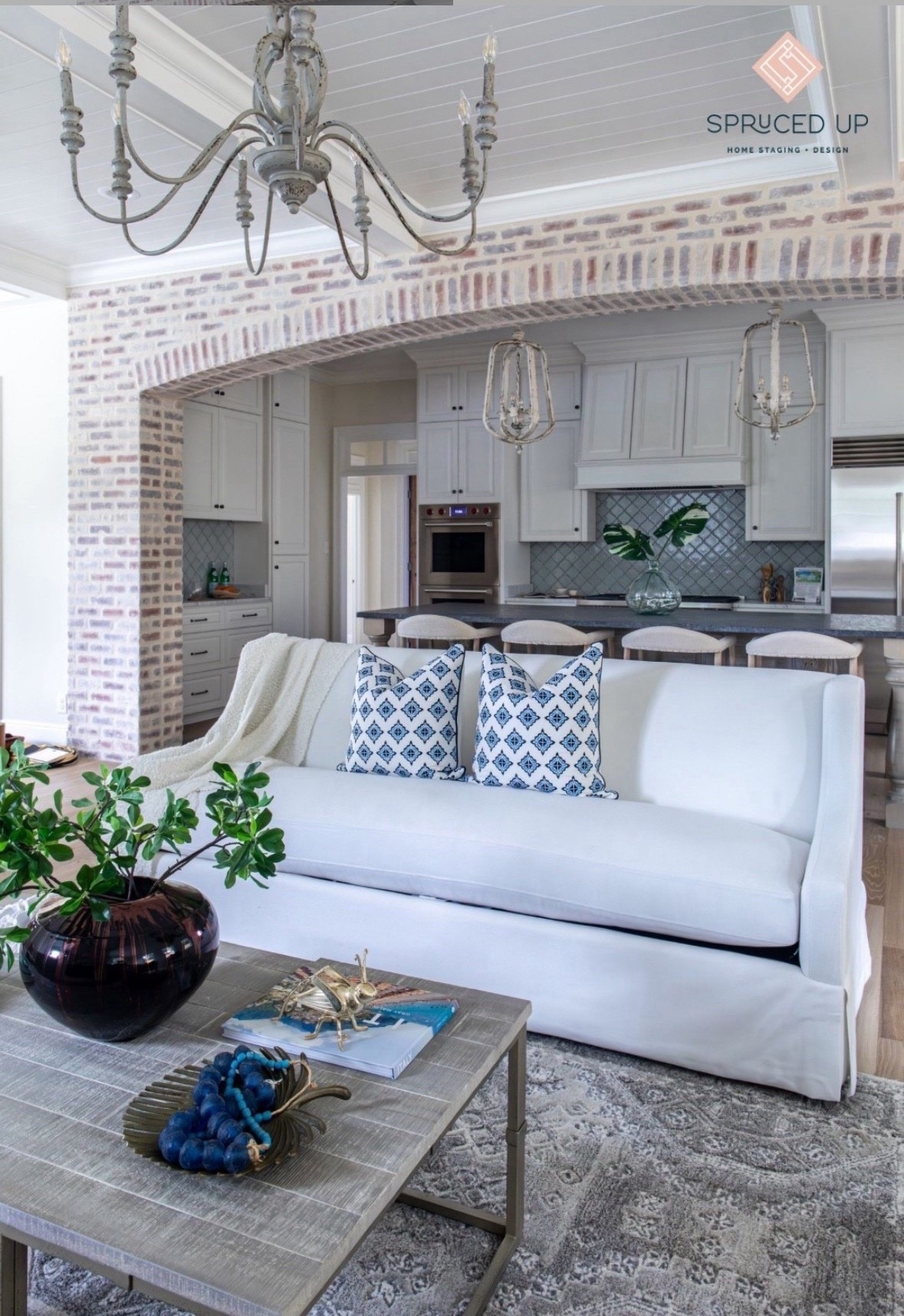 Living room inspo, living room home decor finds 

#LTKHome