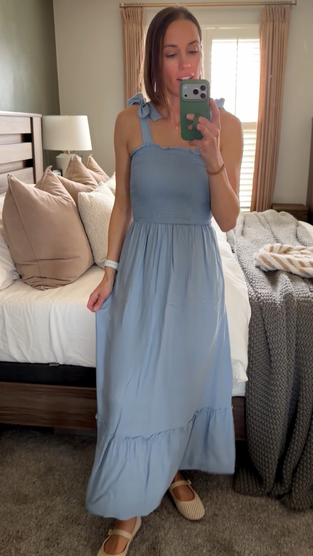 Wearing a size S in the dress! The cutest bow detail

#LTKootd #LTKSeasonal