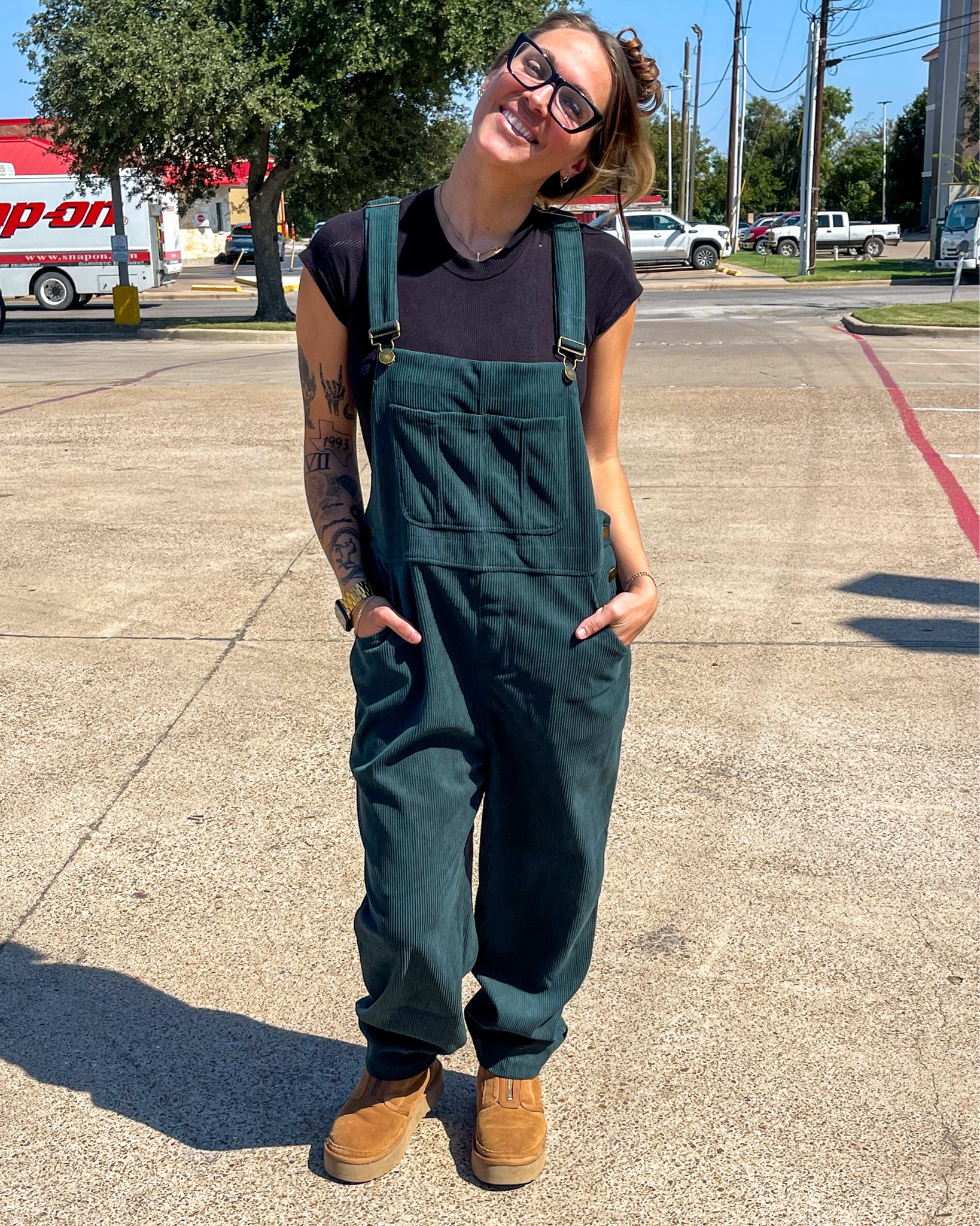 Comfy overalls in Large (I’m 5’9, 145)

#LTKShoeCrush #LTKSeasonal #LTKFindsUnder50