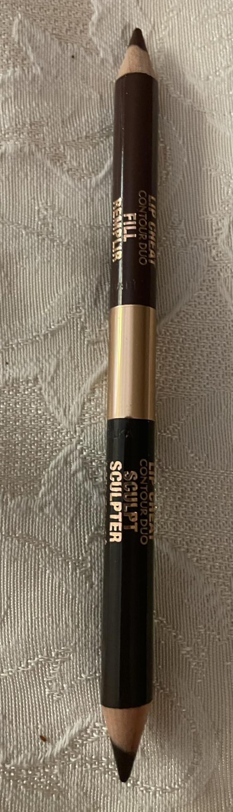 Charlotte Tilbury Lip Cheat Contour Duo - Dual-Sided Lip Liner Pencil to Sculpt & Fill for an Eas... | Amazon (US)