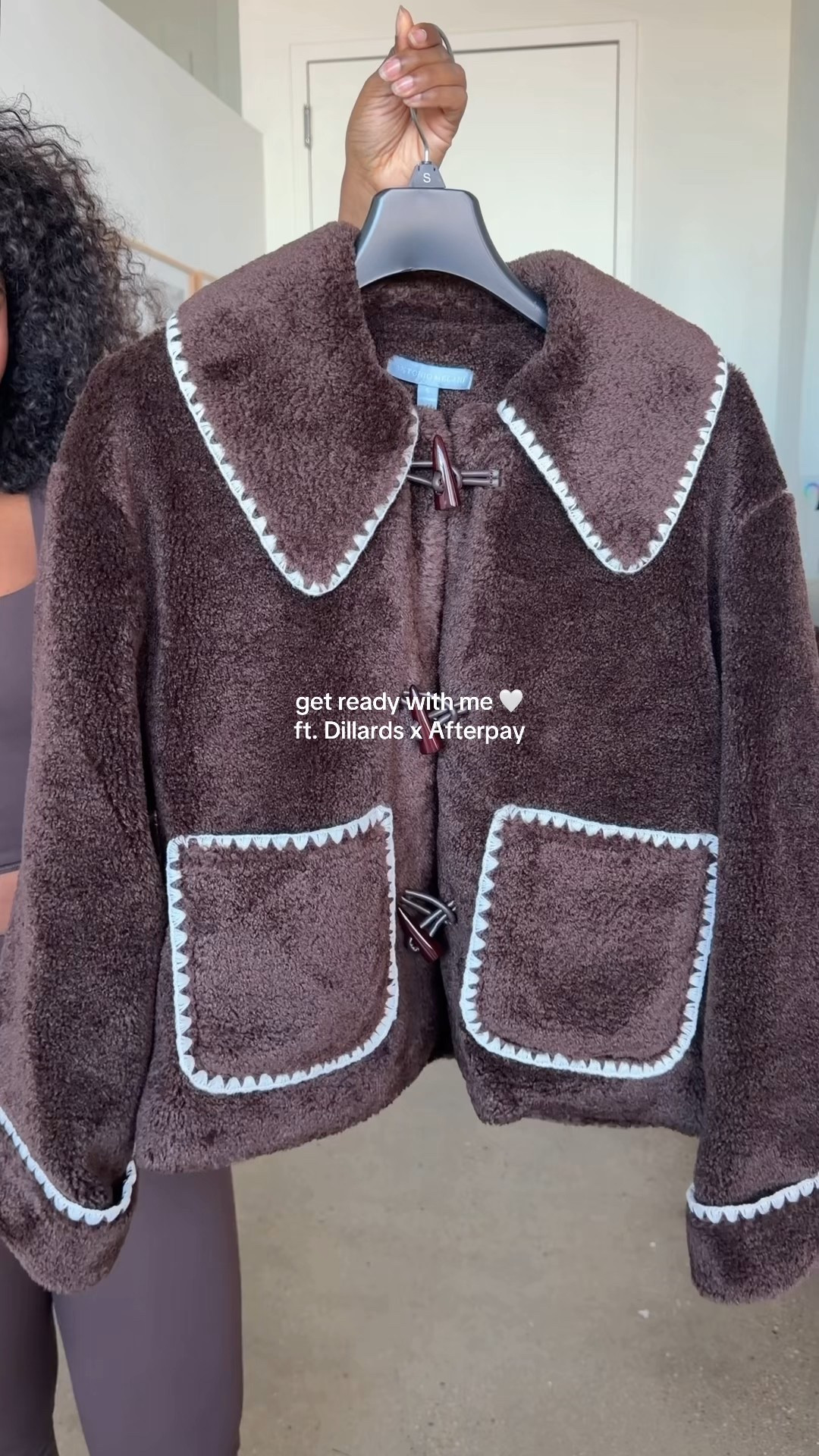 Cozy layers from Dillard’s 🤎

I’m wearing a teddy jacket layered over a brown workout set perfect for errands or an easy day out. I’ve linked all the pieces from this look in my LTK Shop so you can shop directly from there.

I checked out with Afterpay and paid it in 4, which makes holiday shopping feel way more manageable.

#Ad #DillardsPartner @Afterpay #AfterpayIt

See @afterpayterms for complete terms
