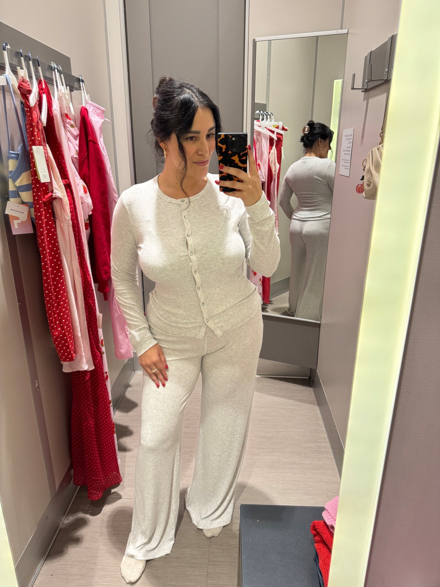 The most perfect, cozy matching set! It’s giving skims dupe 👏🏽 

Top // M
Pants // L

#LTKFindsUnder50 #LTKootd