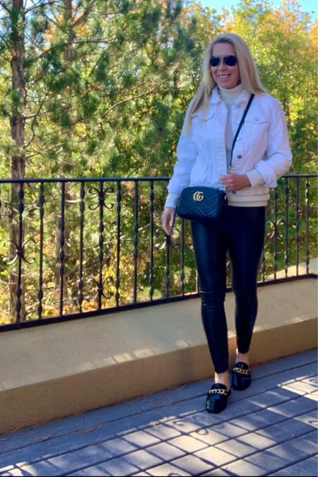 Spanx, mules & a Jean jacket make for a easy casual style !🤎



#Spanx #Mules #Gucci #Ray-Ban #DinnerDate #EverEve 

#LTKstyletip #LTKunder50 #LTKHoliday