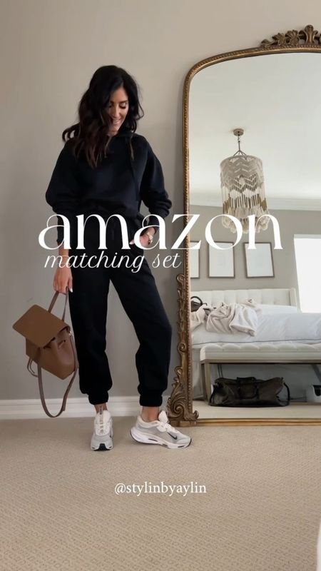 Amazon matching sets! ✨
These are sold separately, so they are perfect to mix and match. I'm just shy of
5’7 wearing the size S sweatshirt and XS joggers.
#StylinbyAylin #Aylin

#LTKstyletip #LTKfindsunder100 #LTKSeasonal