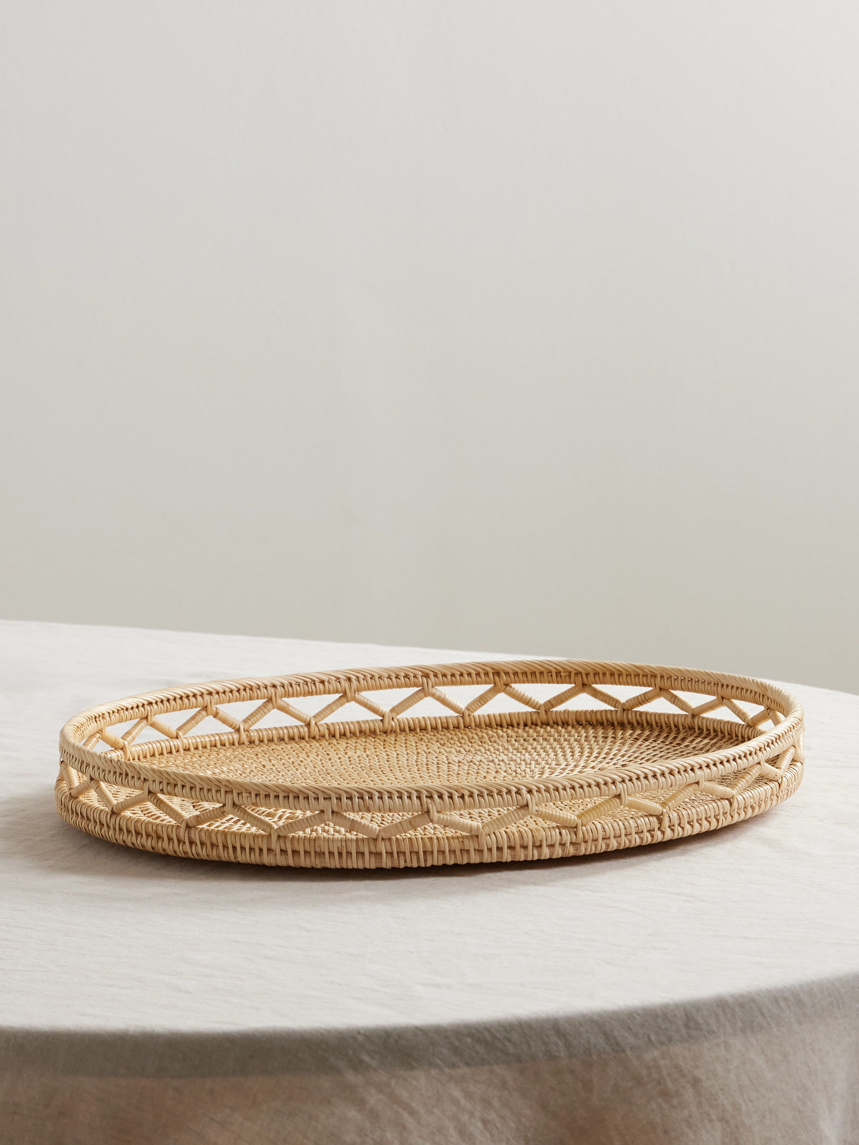 Cabana - Sabbia Medium Rattan Tray - Brown | NET-A-PORTER (US)