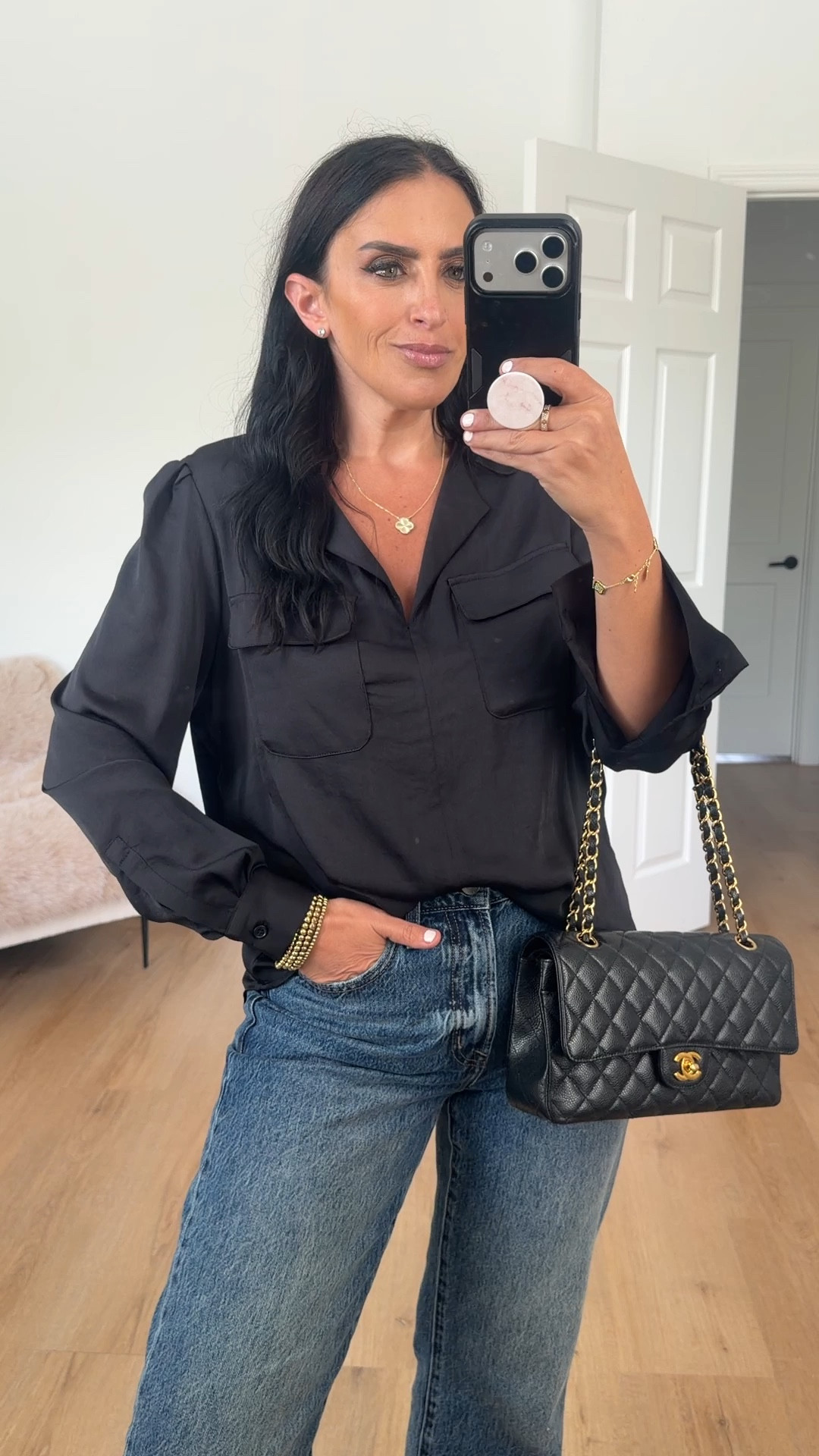 Jones New York utility blouse wearing size medium 