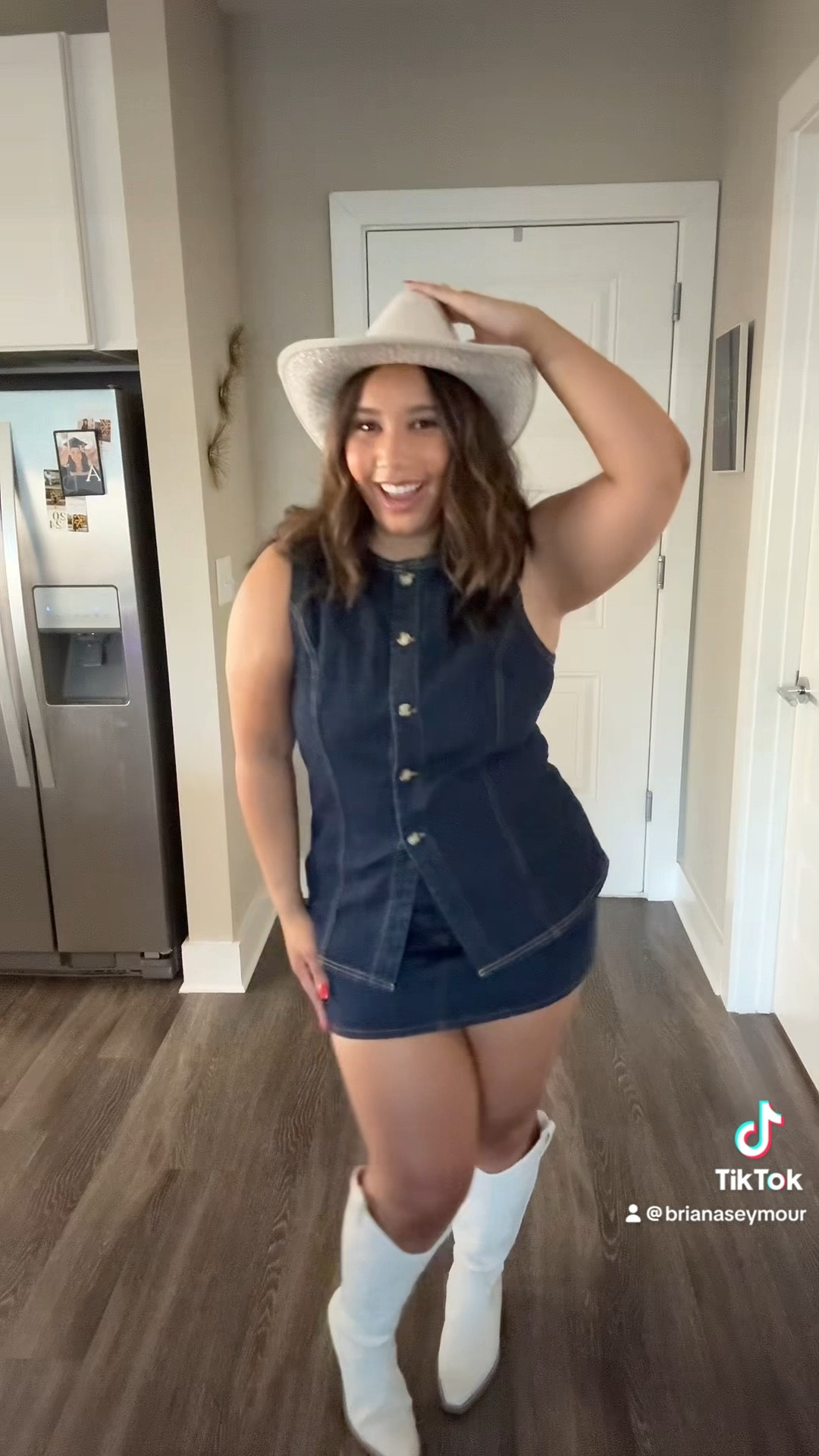 Beyonce Cowboy Carter Inspo

#LTKStyleTip #LTKShoeCrush #LTKMidsize