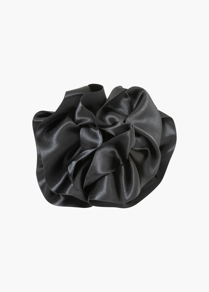 Satin Ruffle Jaw Clip | Jennifer Behr 