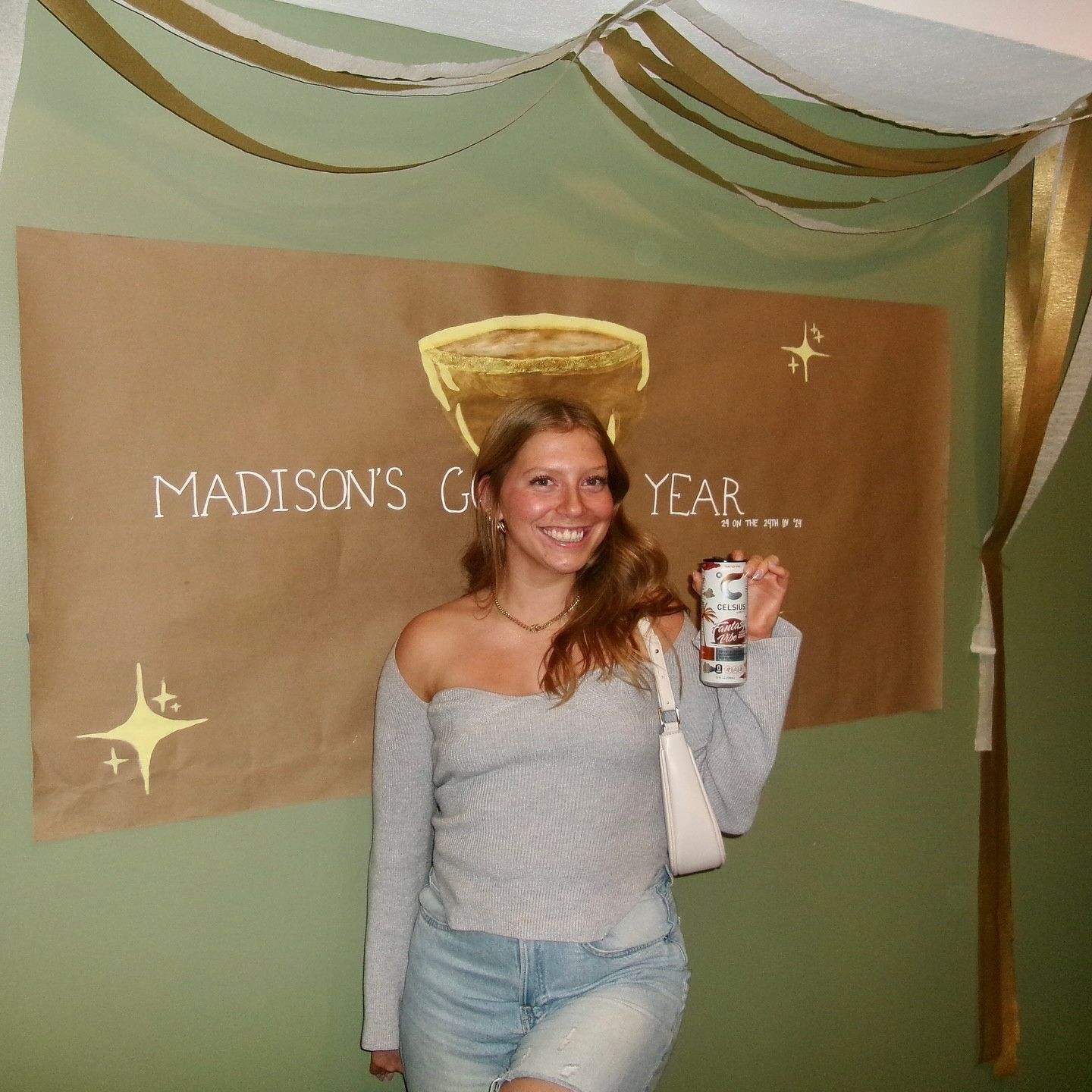 celly-brating the golden year!!✨🎂@celsiusofficial 

#celsiuslivefit #celsiusambassador