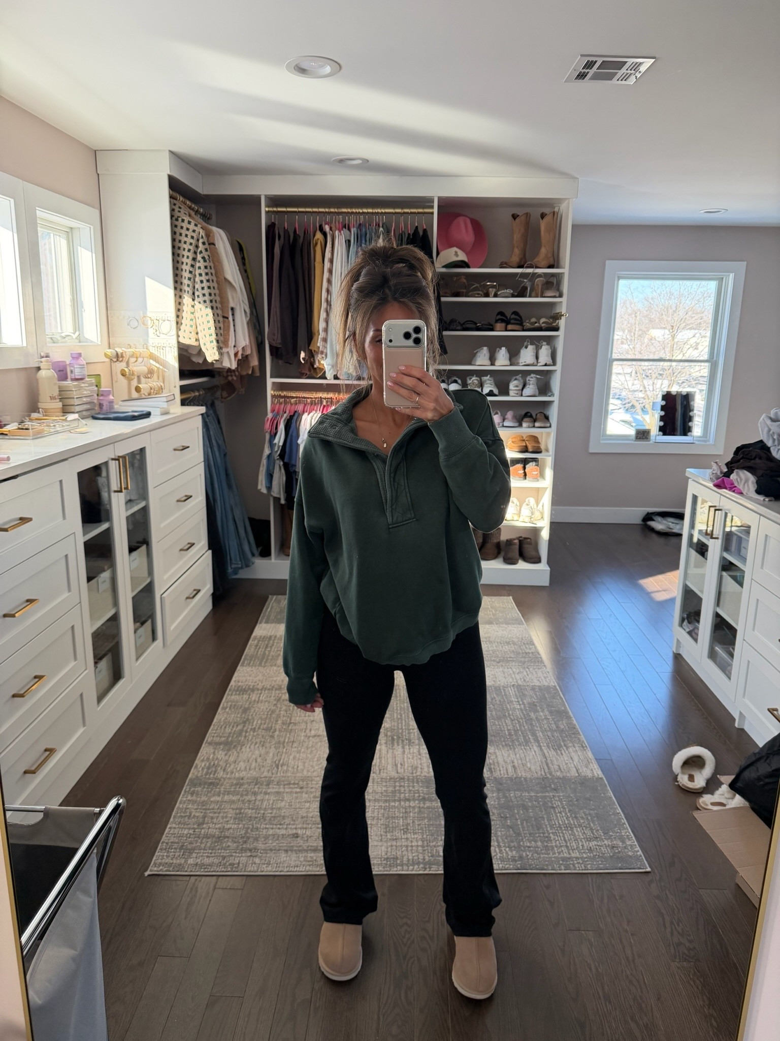 Obsessed with this comfy outfit!! 

#LTKgrwm #LTKootd #LTKdayinmylife