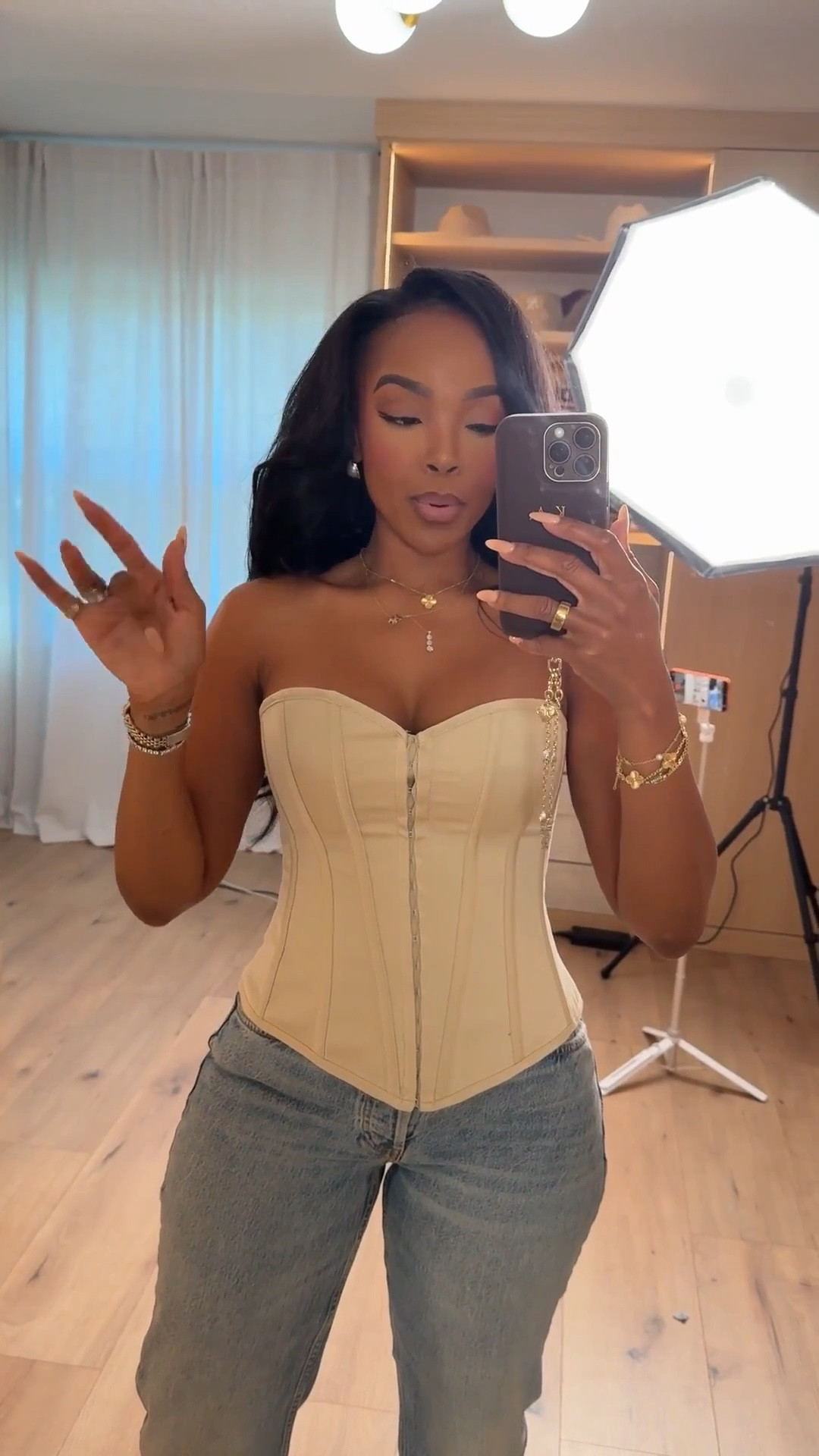 Scroll to shop 🤎  at top I had to have and I think you need to have too!￼Perfect for date night, girls’ night out, or dressing up your favorite denim.  

#LTKPetite #LTKootd #LTKgrwm