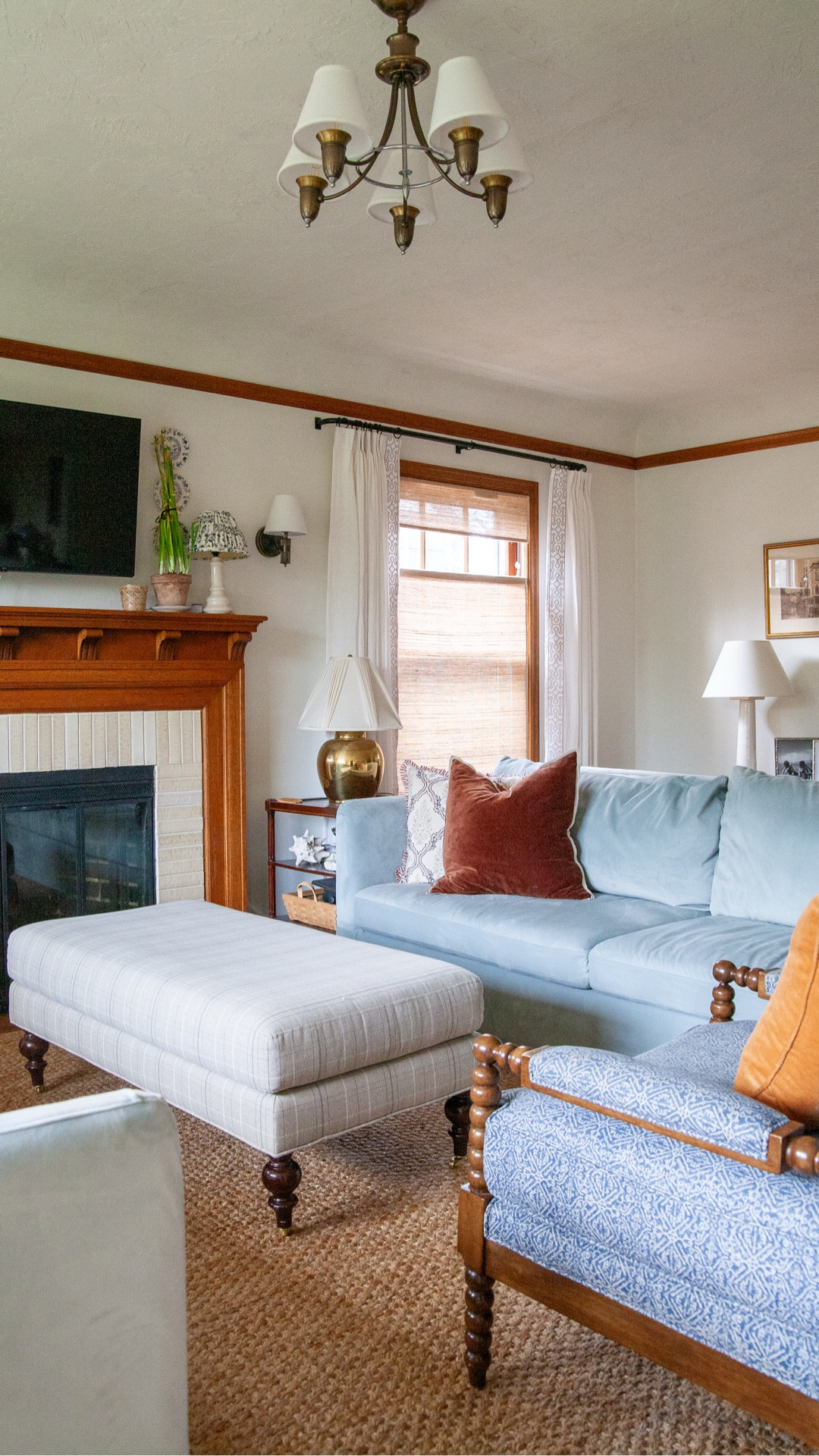 I love changes for my home that are beautiful AND bring me joy. I’ve learned that by upgrading things that I use everyday, I honestly feel luxury even with a simple home!

1. Frame family photos (iPhone ones are fine! I do a mix of color and b/w). The trick is to order them online, not from Walgreens, for good photo quality, and use tabletop frames instead of wall ones for the most part for a more relaxed and grown-up feel.

2. Organize something that’s driving you crazy. I looove this tea box and it’s so much better than dealing all the little boxes! But tackle whatever is bugging you most. Having one success will give you energy for the next!

3. Poly pillow inserts are sad and flat. Down ones are so much nicer and more fun to sit with and scrunch. Plus they look better. I recommend inserts with 100% cotton covers, and go 1-2” larger than your pillow cover for a fuller look.

4. Flag Day, Saint Patrick’s Day, whatever… get fun napkins, plates, flowers, etc. or garlands like I did for Valentine’s Day this year. I thought I’d do it for the kids but I actually love it myself. 🙌

Here’s to loving our homes ❤️

#LTKSeasonal #LTKHome