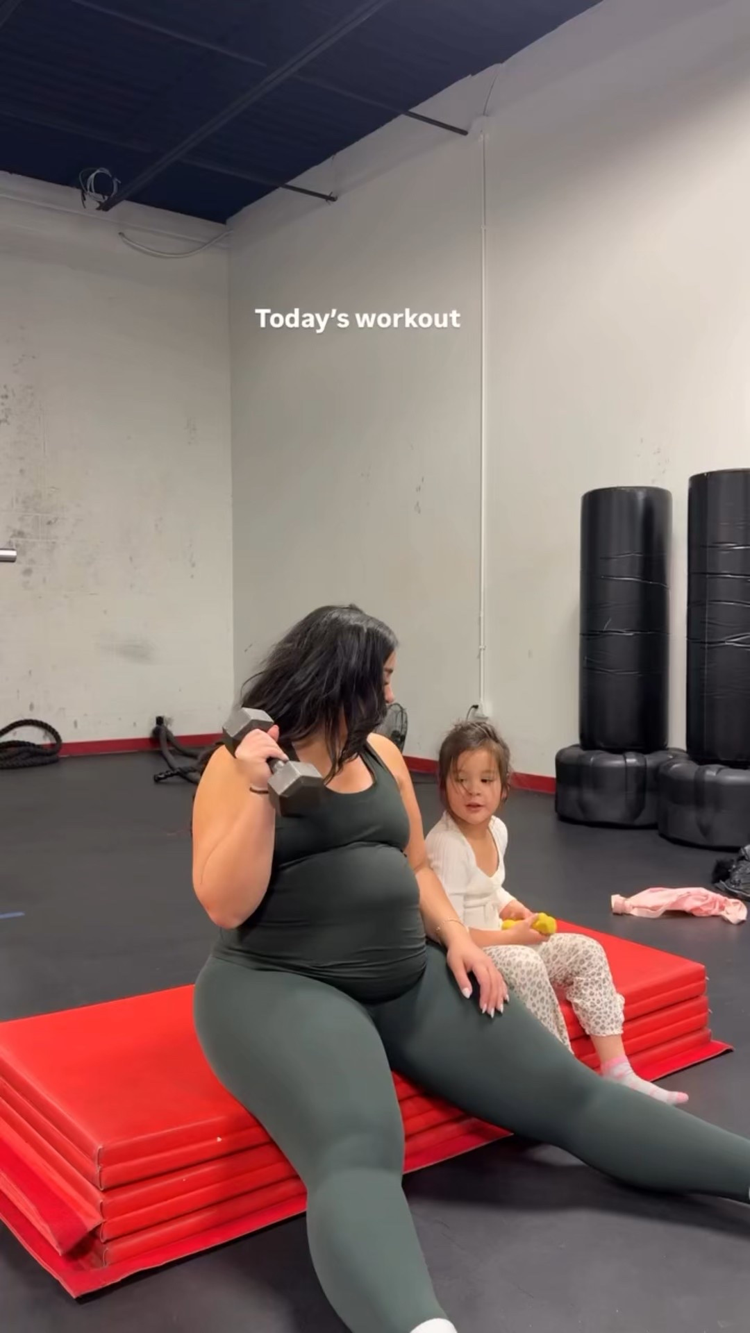 Midsize workout outfit!
-
-
-
Midsize fashion, activewear, matching set, what to wear to the gym, workout outfit, gym outfit

#LTKfitnessgoals #LTKActive #LTKMidsize