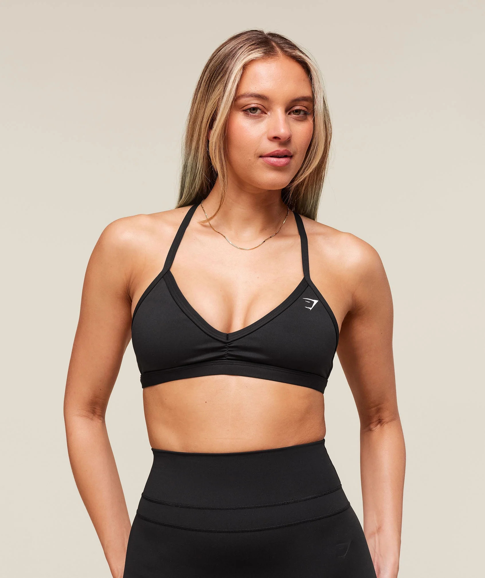 Gymshark Minimal Sports Bra - Black | Gymshark CA