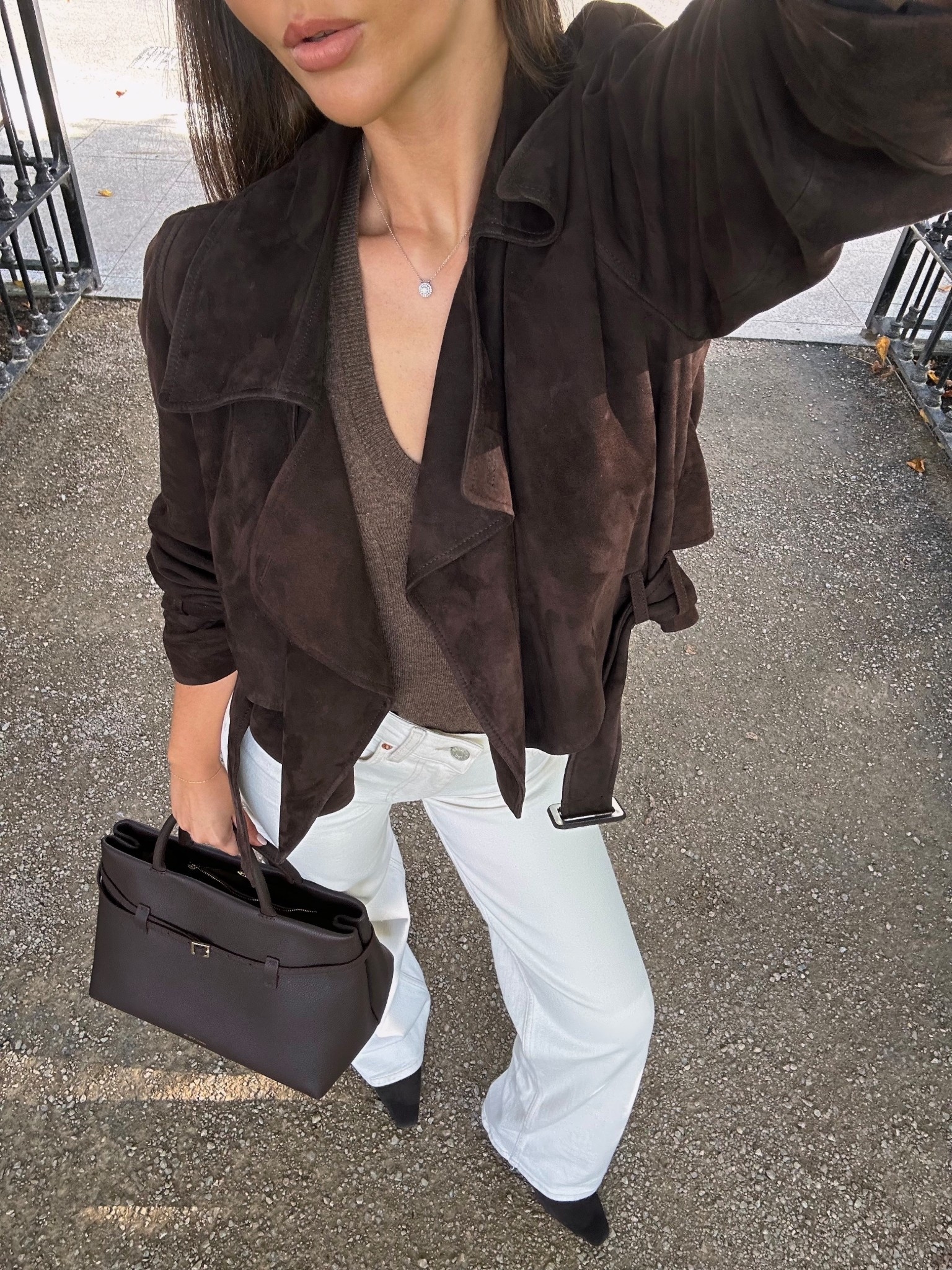 Suede jacket 🫶🏼

#LTKeurope #LTKmodest #LTKluxury