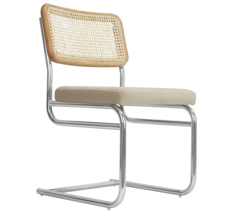 UBERTO Design Stuhl, Samt in Macadamia Taupe, Rattan & verchromtes Metall | NV Gallery (FR)