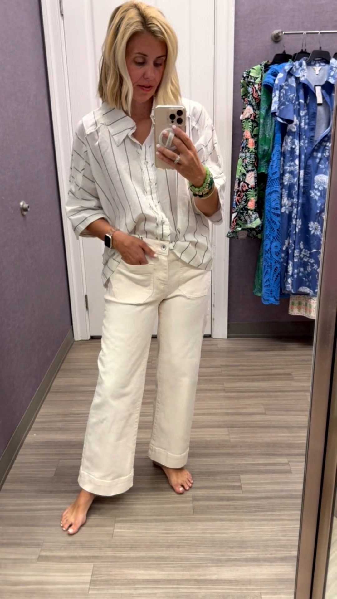 Free People oversized blouse that I’m loving!! I’m in a small but need xs. Definitely size down in this cute denim. I’m in 26 but need 25. All on sale!!

*Use my code Catherine20 on A+B
*Use my code Mixandmatchmadness on Loopy

#LTKSaleAlert #LTKOver40 #LTKSeasonal