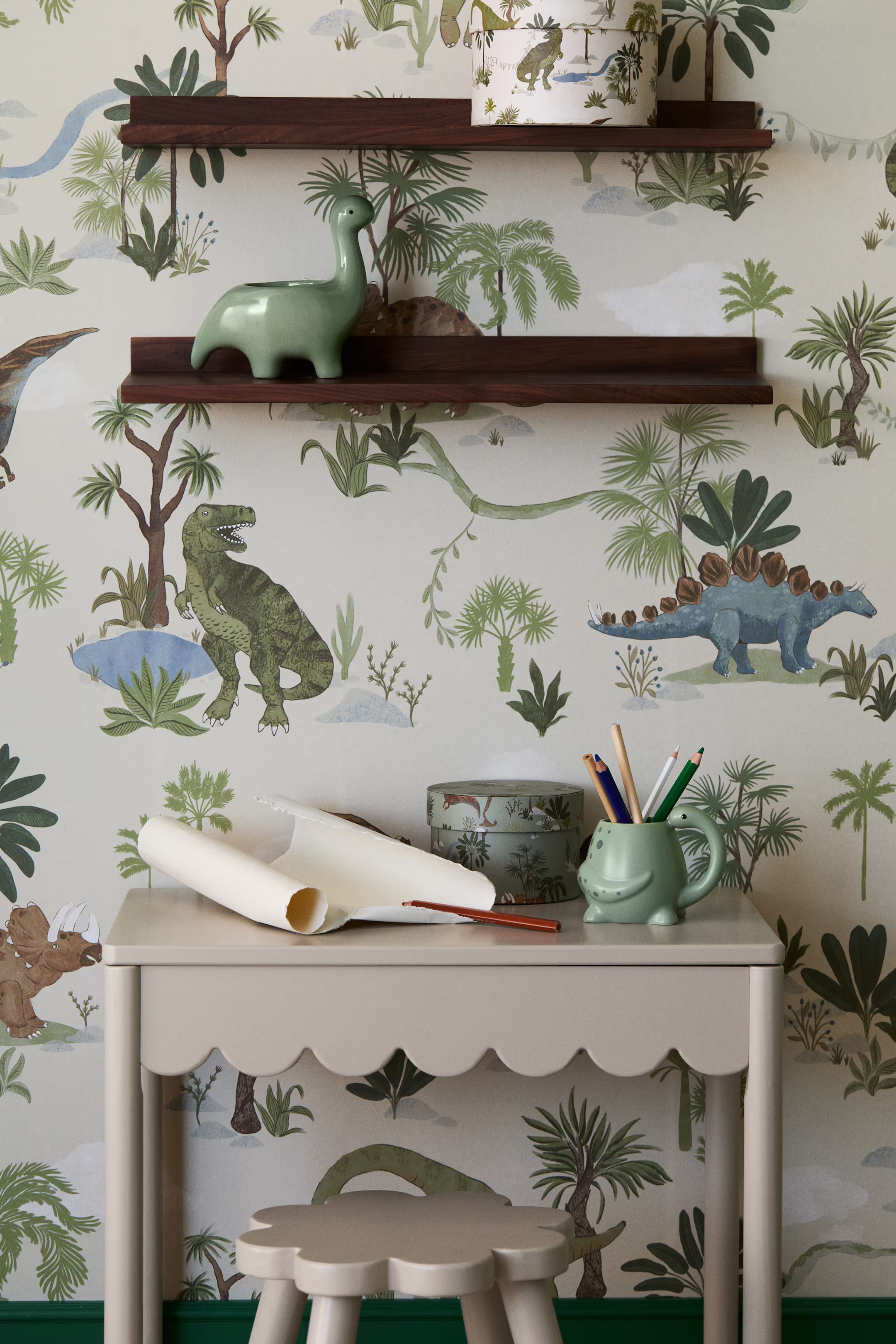 Dinosaur-Shaped Mug | H&M (US + CA)