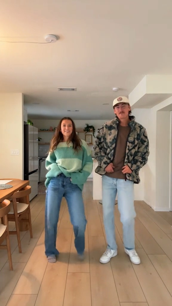 cold-weather outfits this morning because Florida brought back the chilly weather:) 

grey bandit code NAT20 always works

jeans, Abercrombie, sweater, winter outfits, men’s outfit, must have denim

#LTKVideo #LTKSpringSale #LTKSeasonal