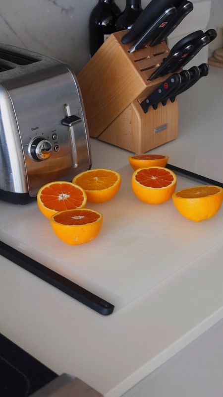 How I make fresh orange juice at home!

#LTKVideo #LTKFindsUnder50 #LTKHome