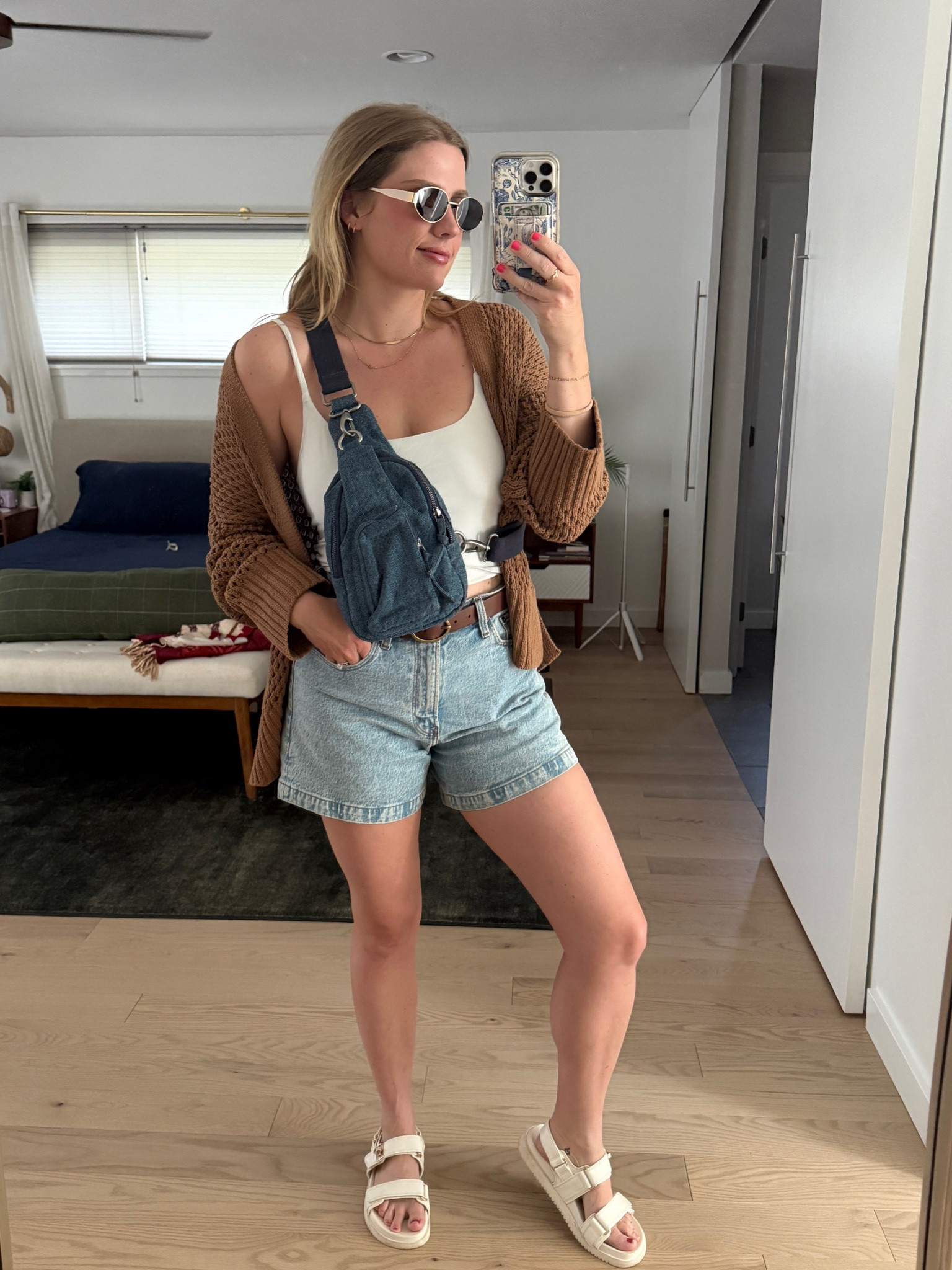 The perfect summer mom outfit IMO. Shorts are so comfy and flattering! 