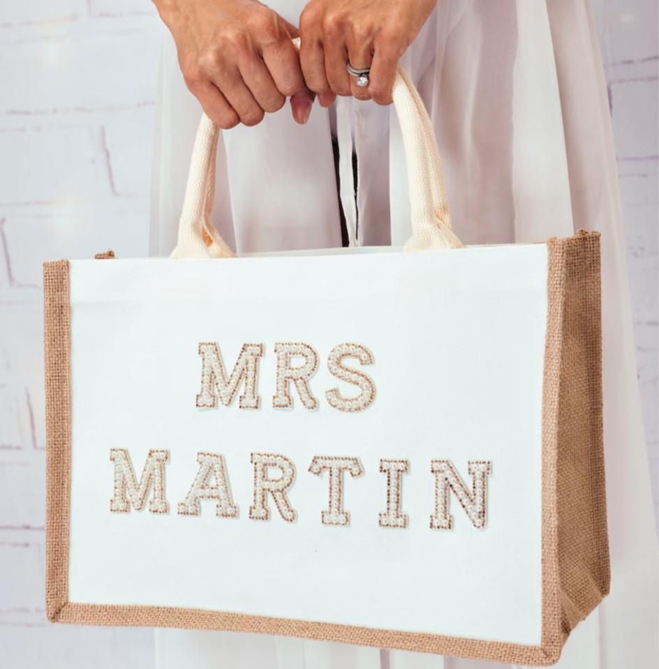 BEST SELLER! 🚨

Bride Tote bag from LeMondeBoutique

Bride Gift | Bridal shower gift | Bachelorette bags | Honeymoon beach bag | Mrs Custom Bag | Customized Bride Bags | white pearls | bachelorette gift | bachelorette trip 

#LTKitbag #LTKwedding #LTKSpringSale