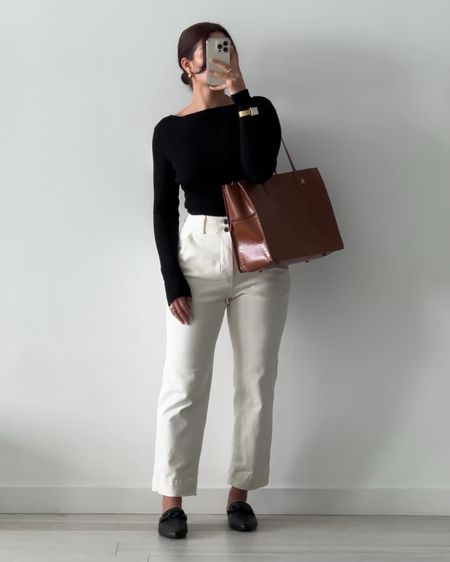 workwear ootd — 

details:
top - Abercrombie, s, linked
pants - everlane, linked
shoes - target, linked 
bag - beis, the work tote 

#workwear #officeoutfit #workoutfit #corporate #smartcasual